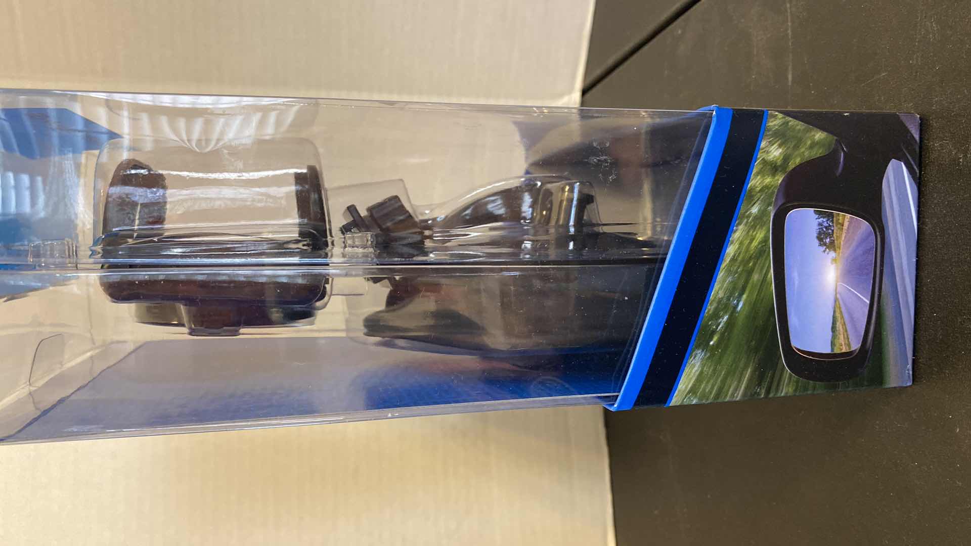 Photo 1 of SMARTGEAR IN VEHICLE DEVICE MOUNT FOR HANDS FREE NAVIGATION