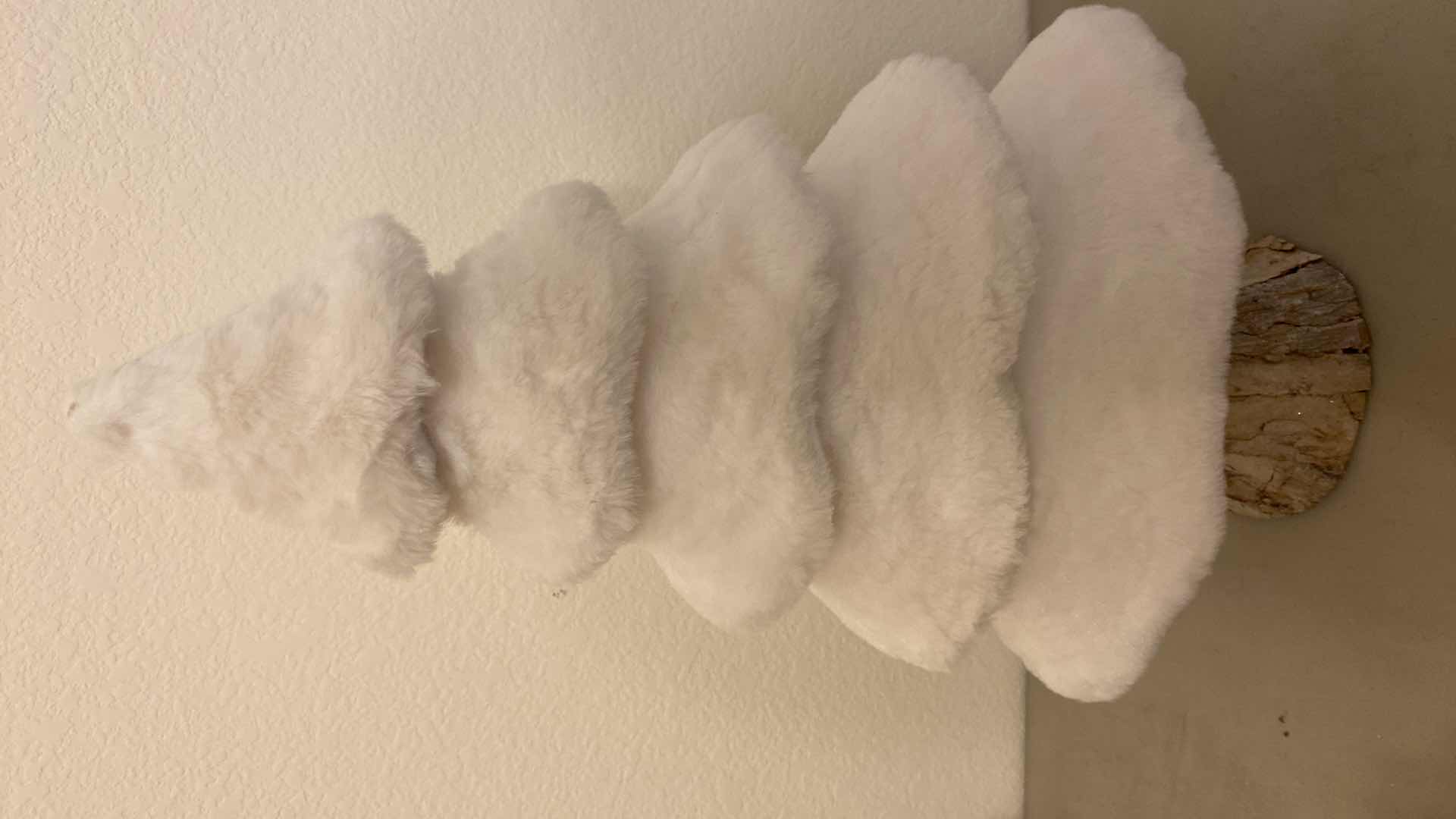 Photo 1 of 3 WHITE CHRISTMAS DECOR TREE H20” SKATES AND TREE TOPPER