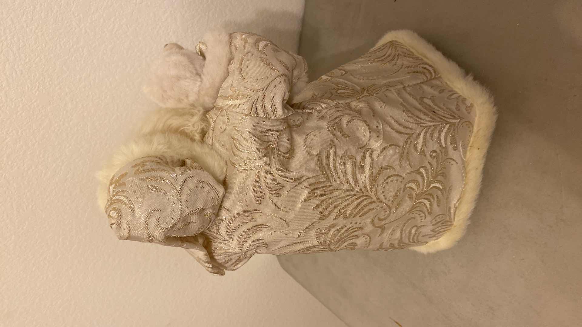 Photo 1 of 3 WHITE CHRISTMAS DECOR TREE H20” SKATES AND TREE TOPPER