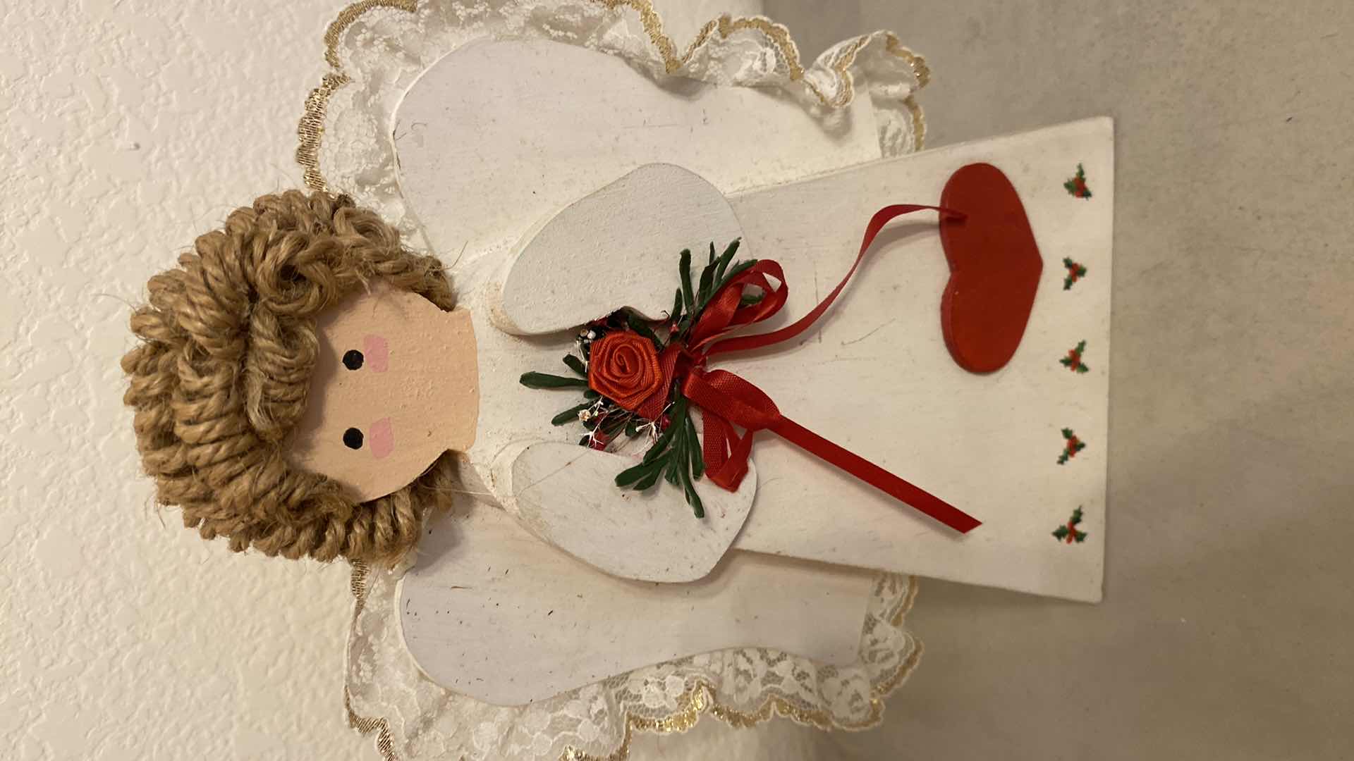 Photo 1 of 10 - CHRISTMAS DECOR SANTAS GRINCH TALLEST 16” SMALL QUILT 22” X 26” AND MORE