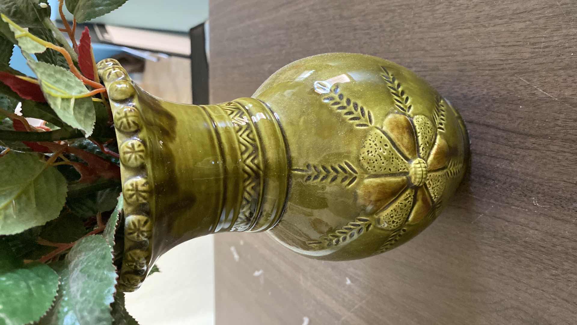 Photo 1 of DISPLAY BOWL 12” AND VASE H9” SIGNED