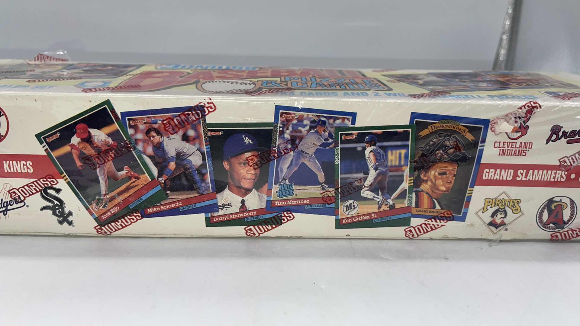Photo 1 of 1991 DONRUSS BASEBALL COLLECTOR SET