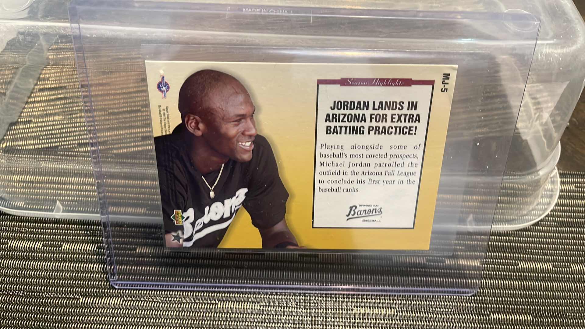 Photo 1 of RARE 1994 MICHAEL JORDAN LARGE UPPER DECK BASEBALL CARD MJ-5