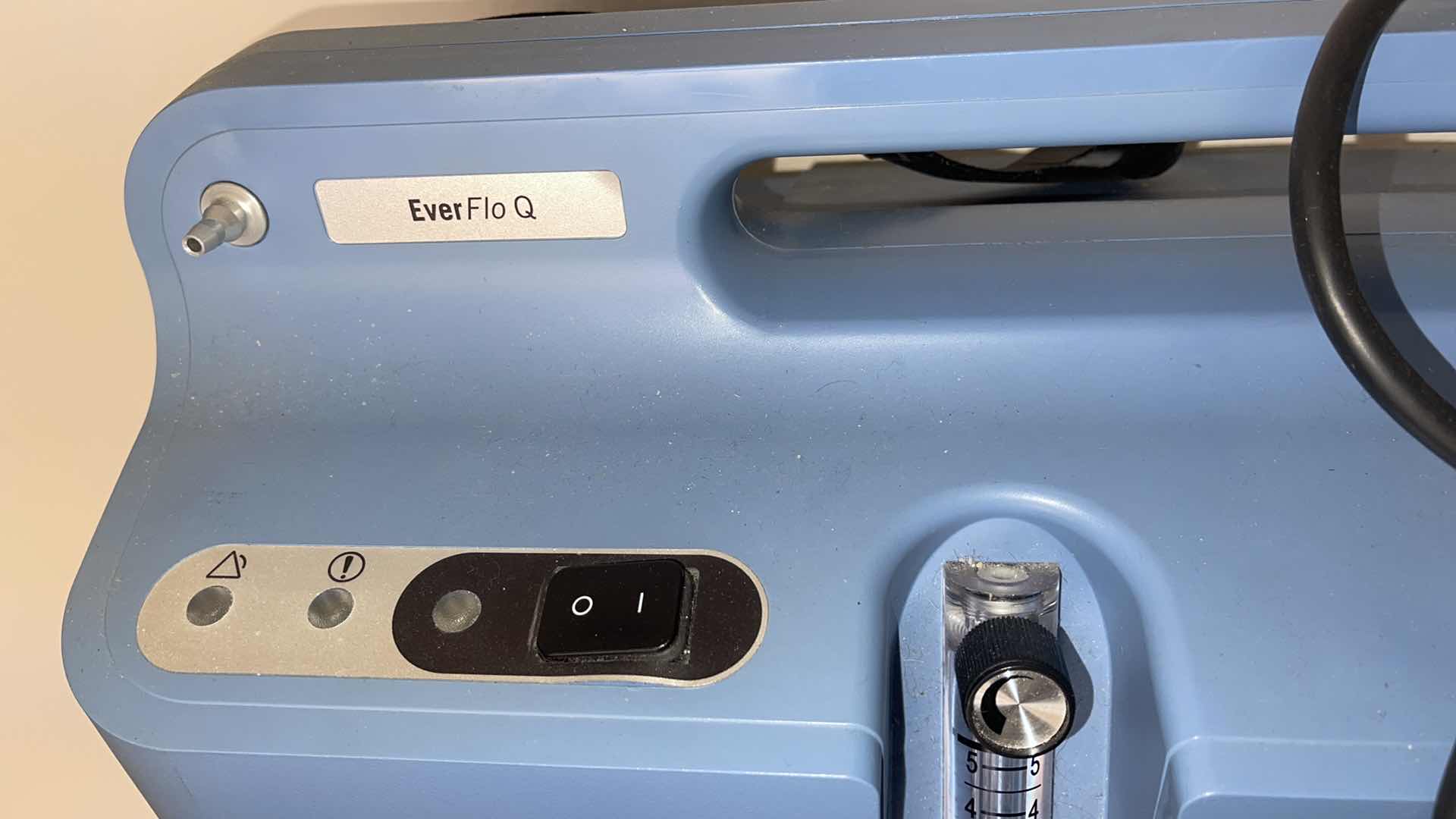 Photo 1 of EVER FLO Q OXYGEN MACHINE W INSTRUCTIONS(USED)