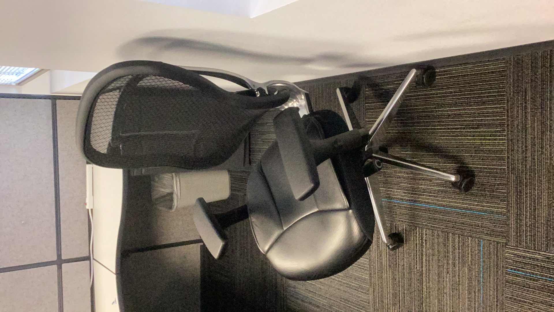 Photo 1 of OFFICE CHAIR