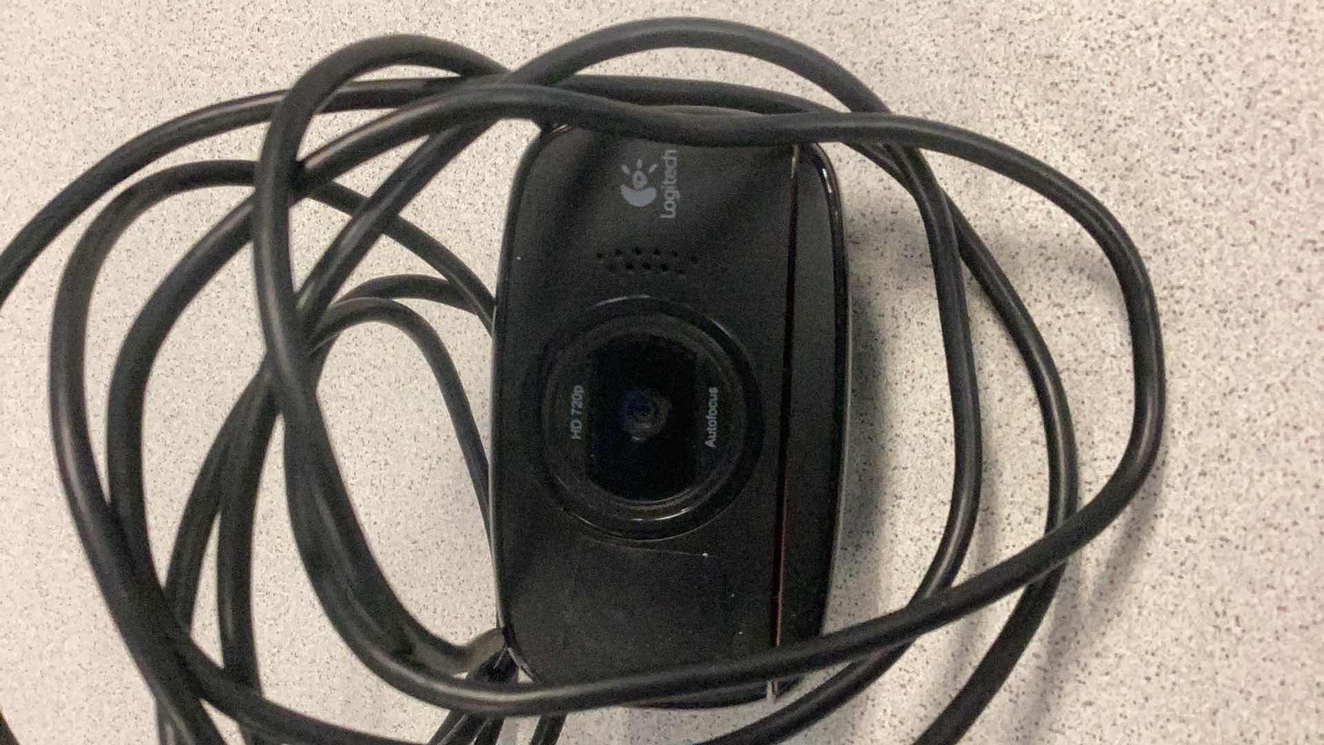 Photo 8 of LAPTOP DEVICES: CAMERA,EXPRESSCARD ADAPTER USB C TO VIDEO