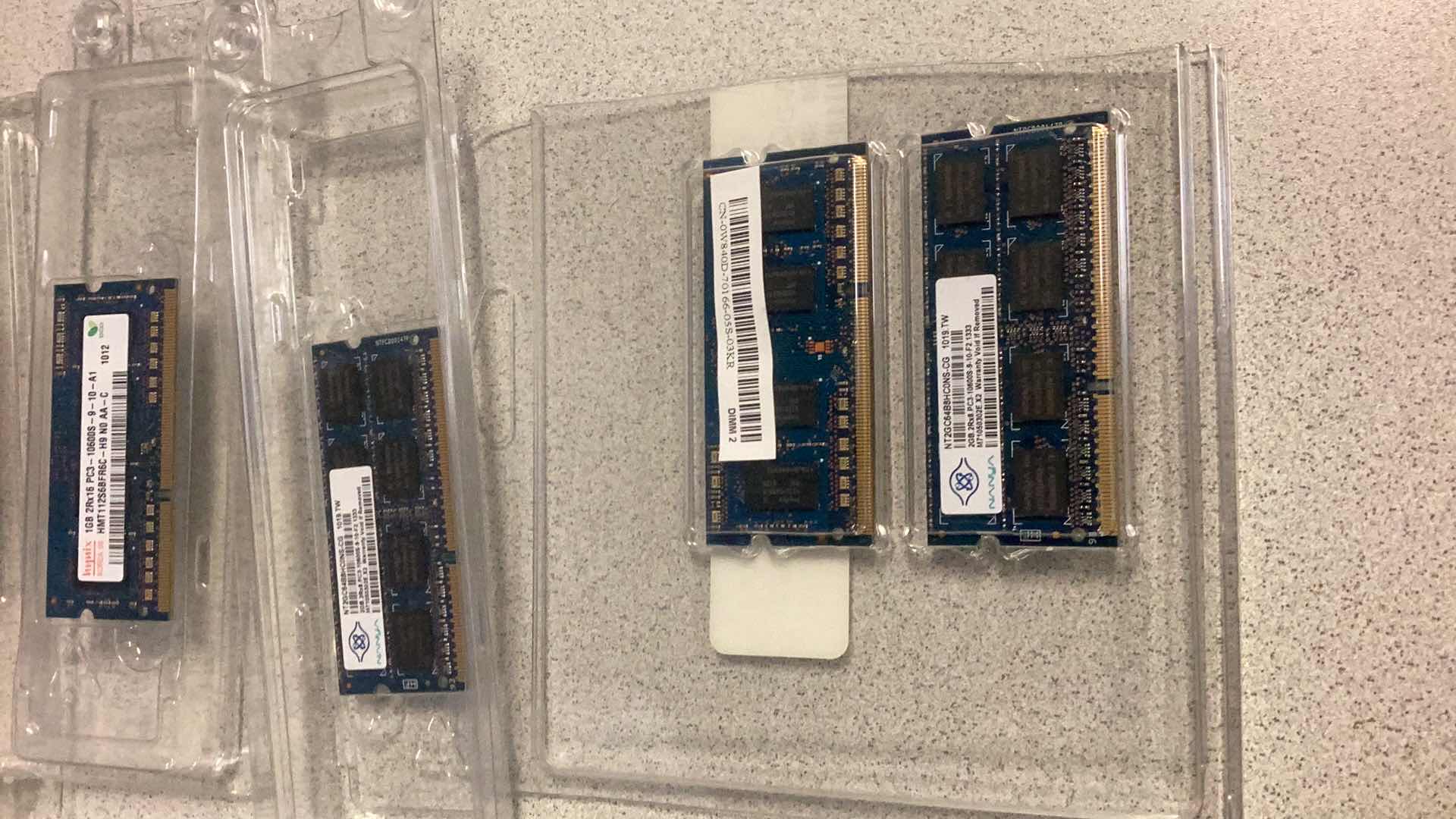 Photo 5 of LAPTOP MEMORY