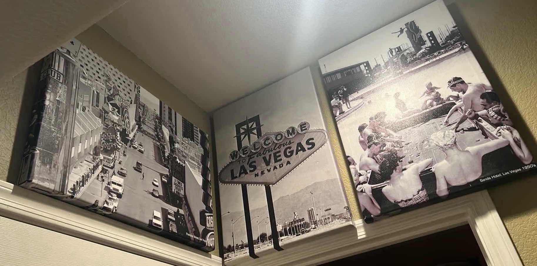 Photo 1 of 3- CANVAS “CASINO” ARTWORKS 26” x 19”