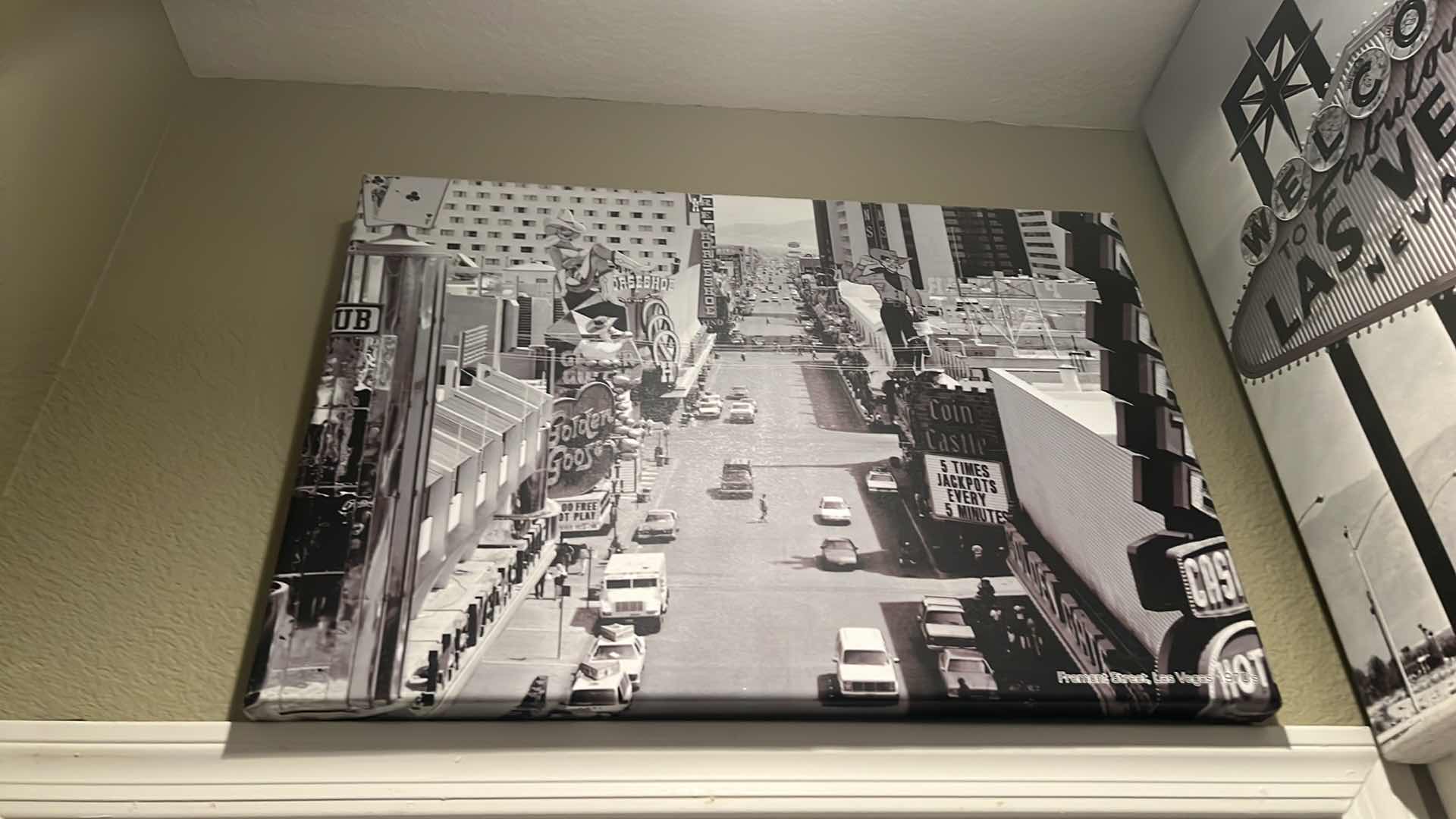 Photo 4 of 3- CANVAS “CASINO” ARTWORKS 26” x 19”