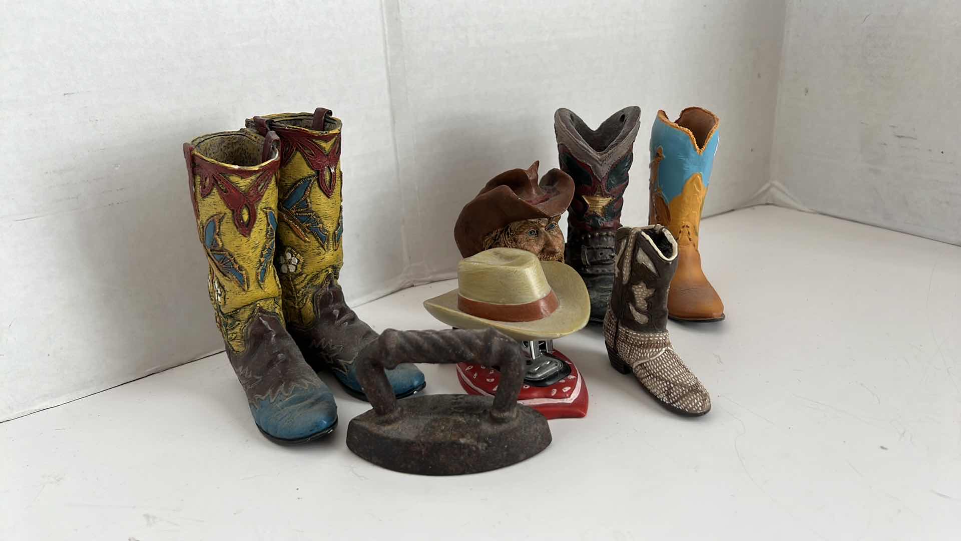 Photo 1 of 7-WESTERN FIGURINES (TALLEST H5”)