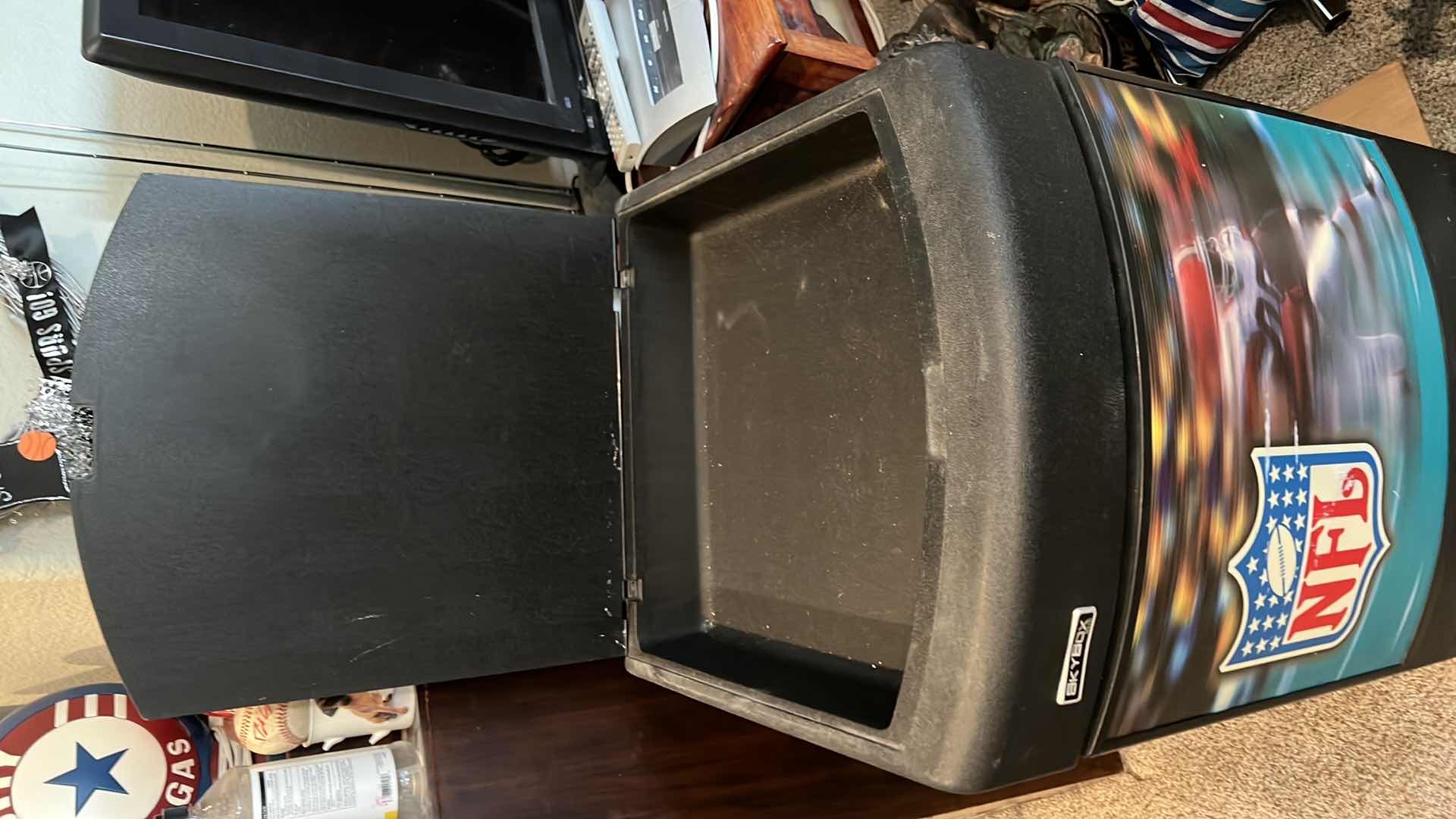 Photo 1 of NFL SKYBOX REFRIGERATOR 20” x 22” H31”