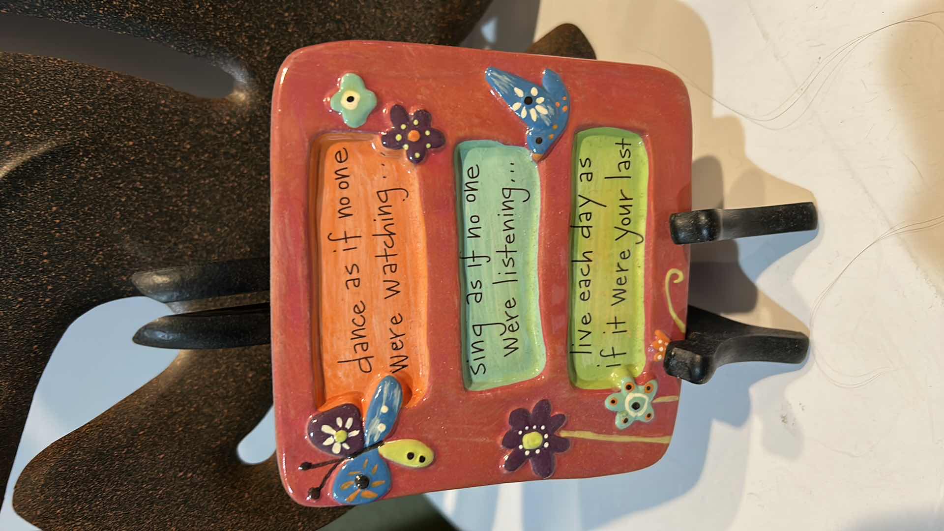 Photo 1 of HOME DECOR ASSORTMENT METAL LEAVES MEASURE 12” x 17”