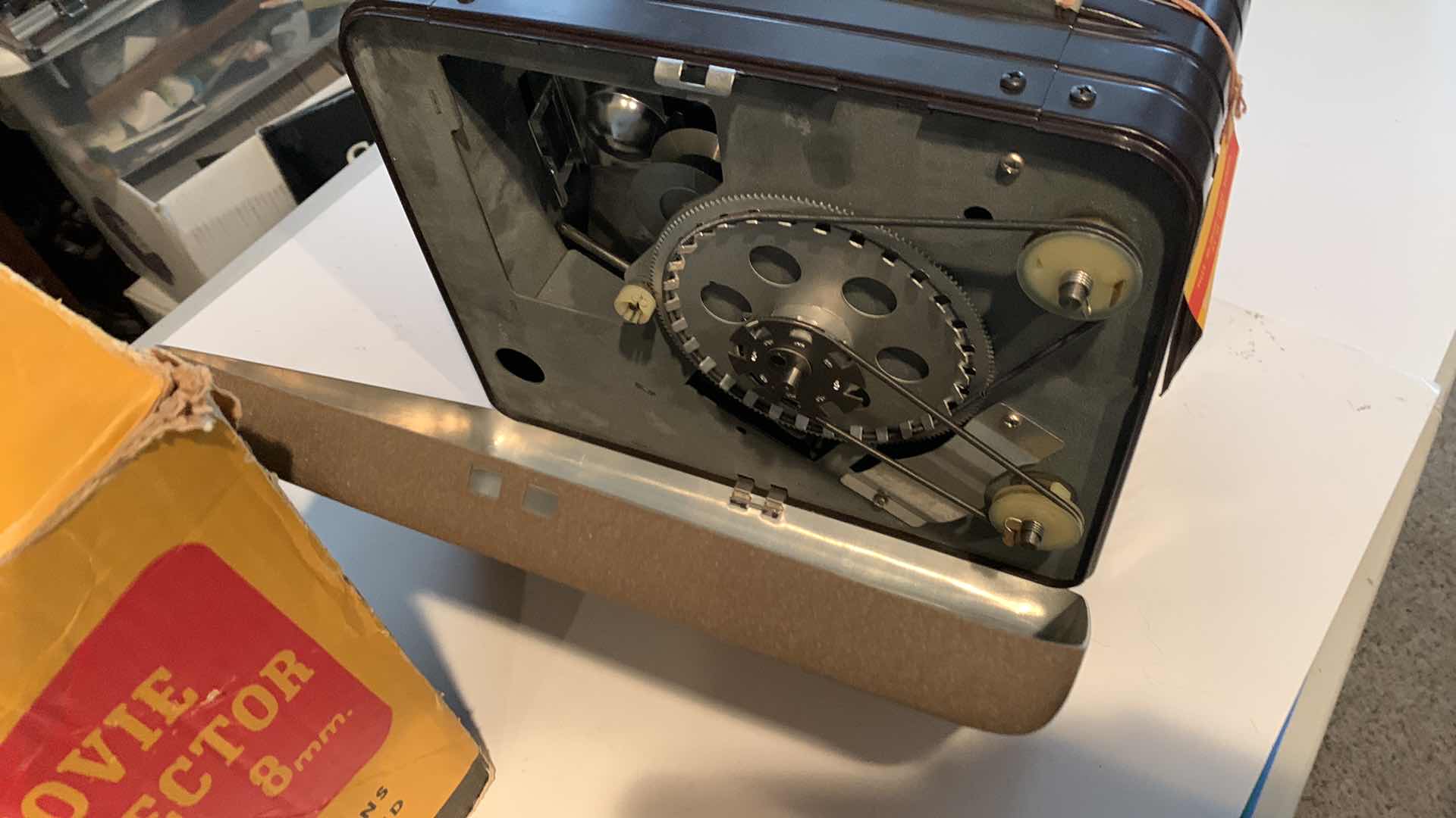 Photo 1 of VINTAGE EASTMAN KODAK BROWNIE 8MM MOVIE PROJECTOR