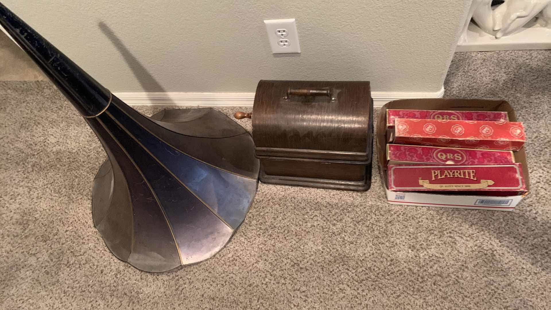 Photo 1 of EDISON GEM PHONOGRAPH WITH HORN AND MUSIC CYLINDERS