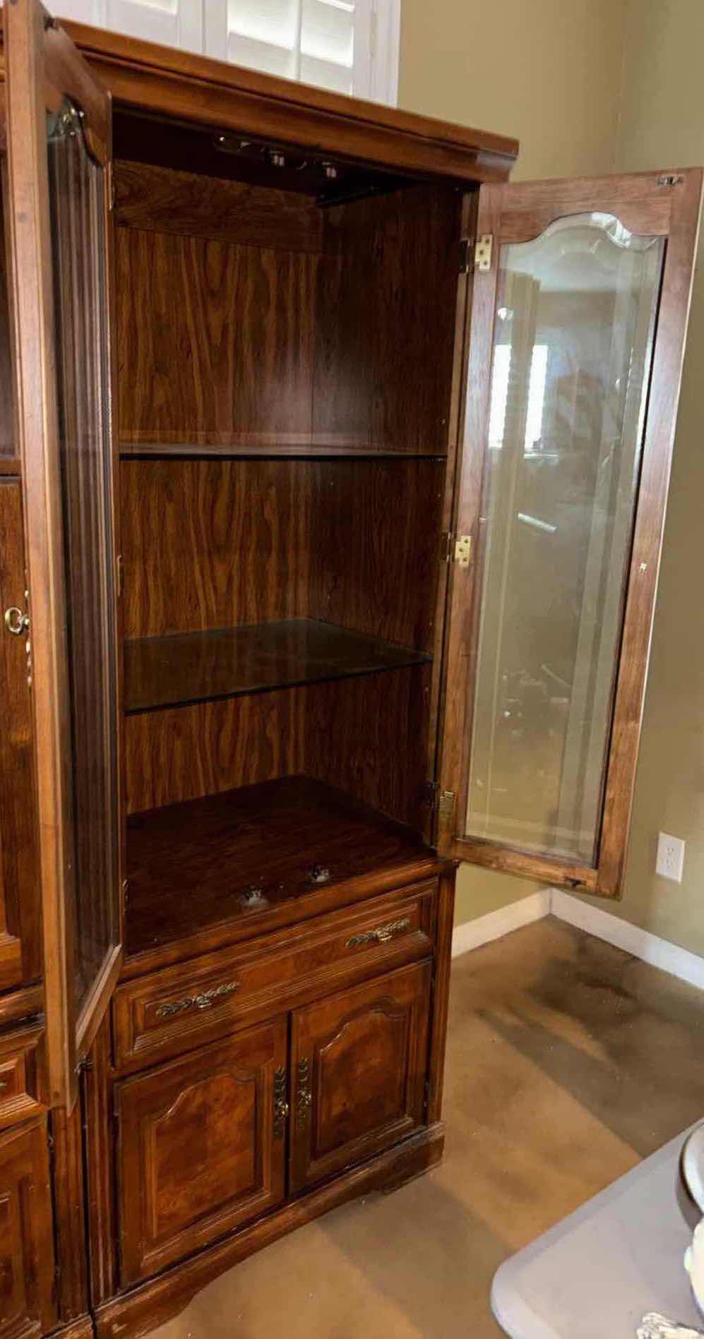 Photo 4 of BROYHILL 2PC HUTCH/ENTERTAINMENT CENTER SET 19.5” X 34” H75.25” & 19.5” X 30” H75.25”