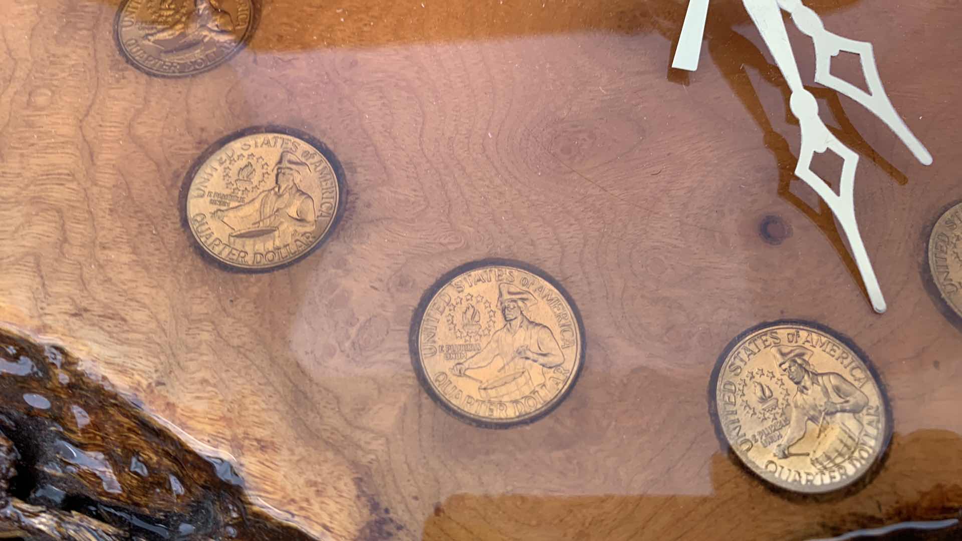 Photo 2 of HANDMADE WOODEN TREE CLOCK WITH BICENTENNIAL QUARTERS