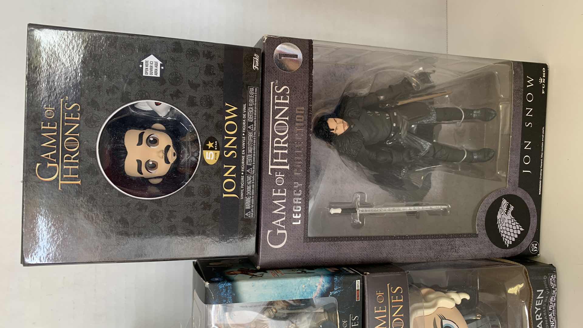 Photo 1 of GAME OF THRONES FIGURES AND FUNKO POP