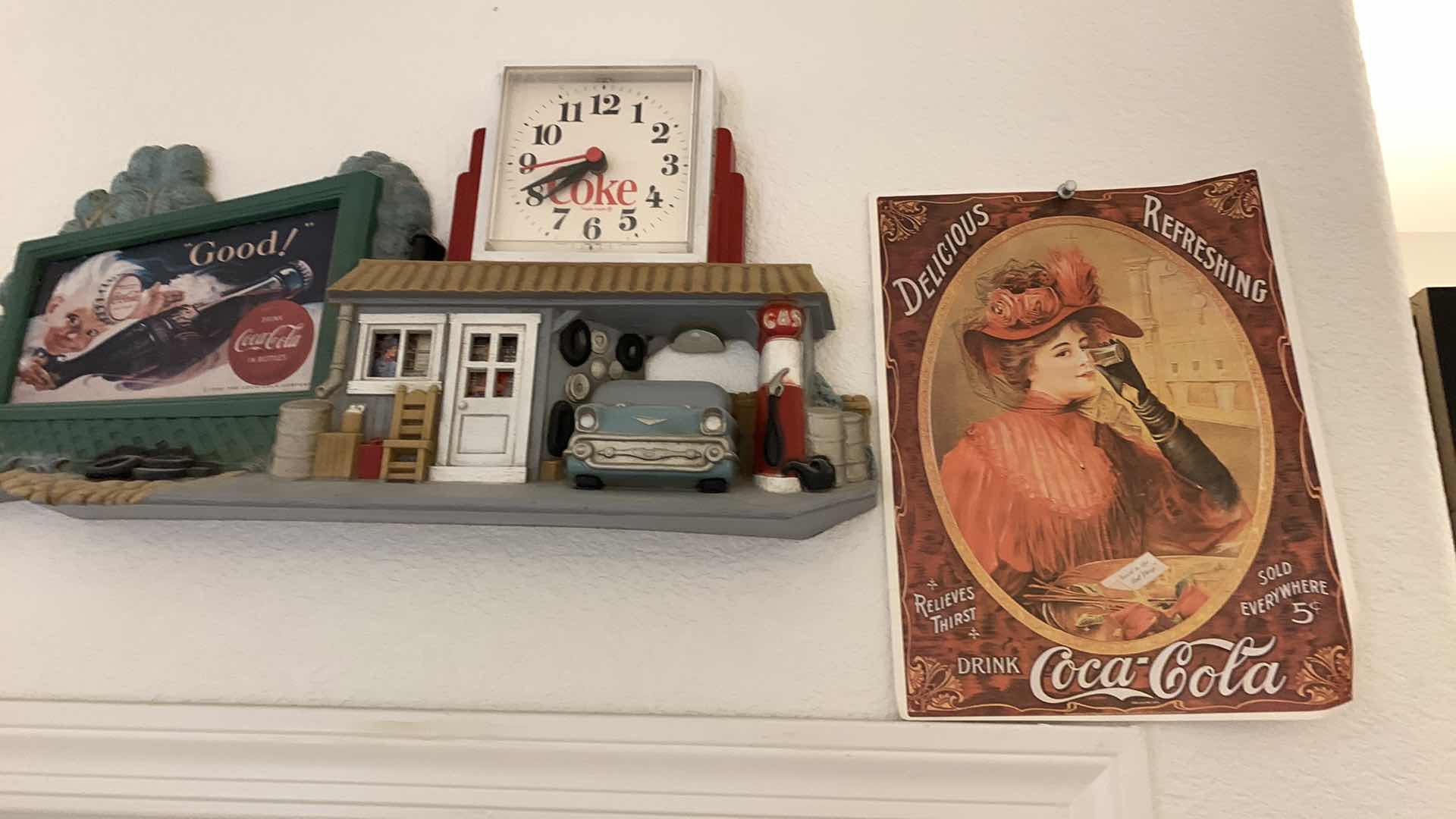 Photo 3 of COCA COLA DECOR