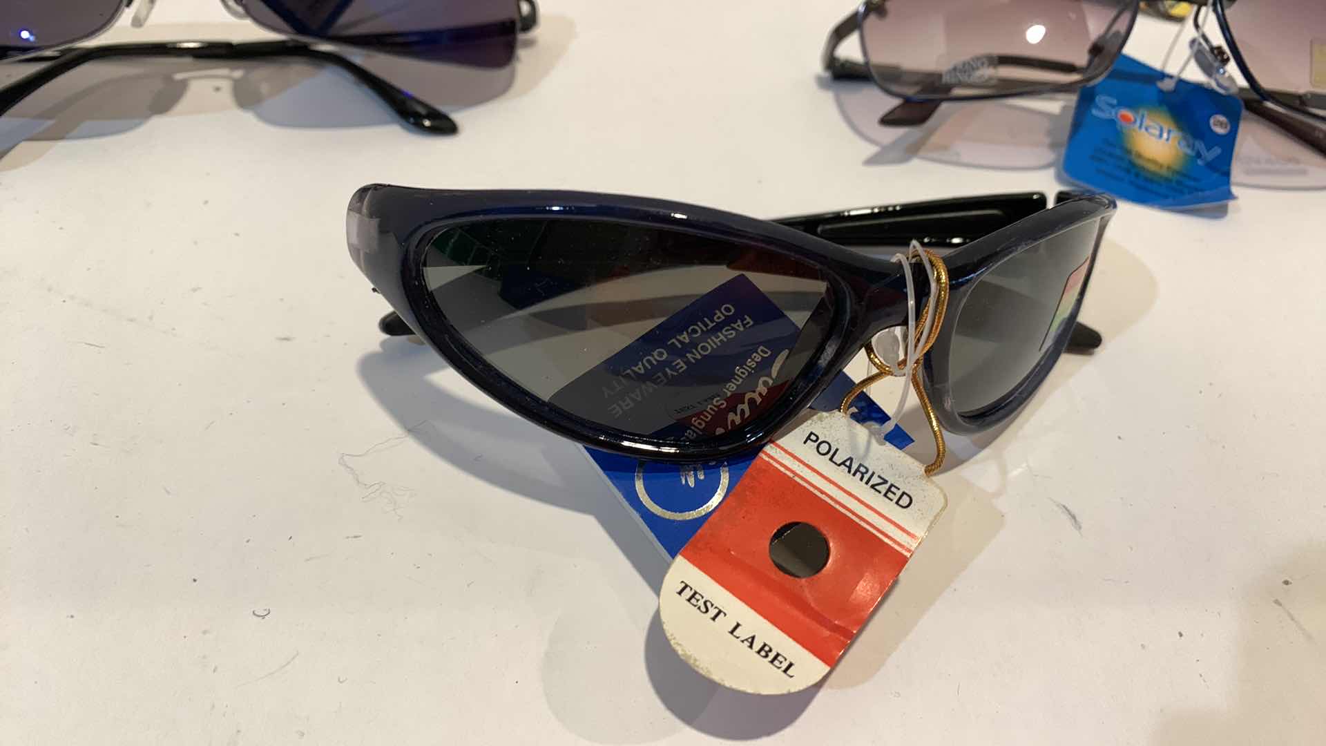 Photo 6 of 5 NEW PAIR SUNGLASSES