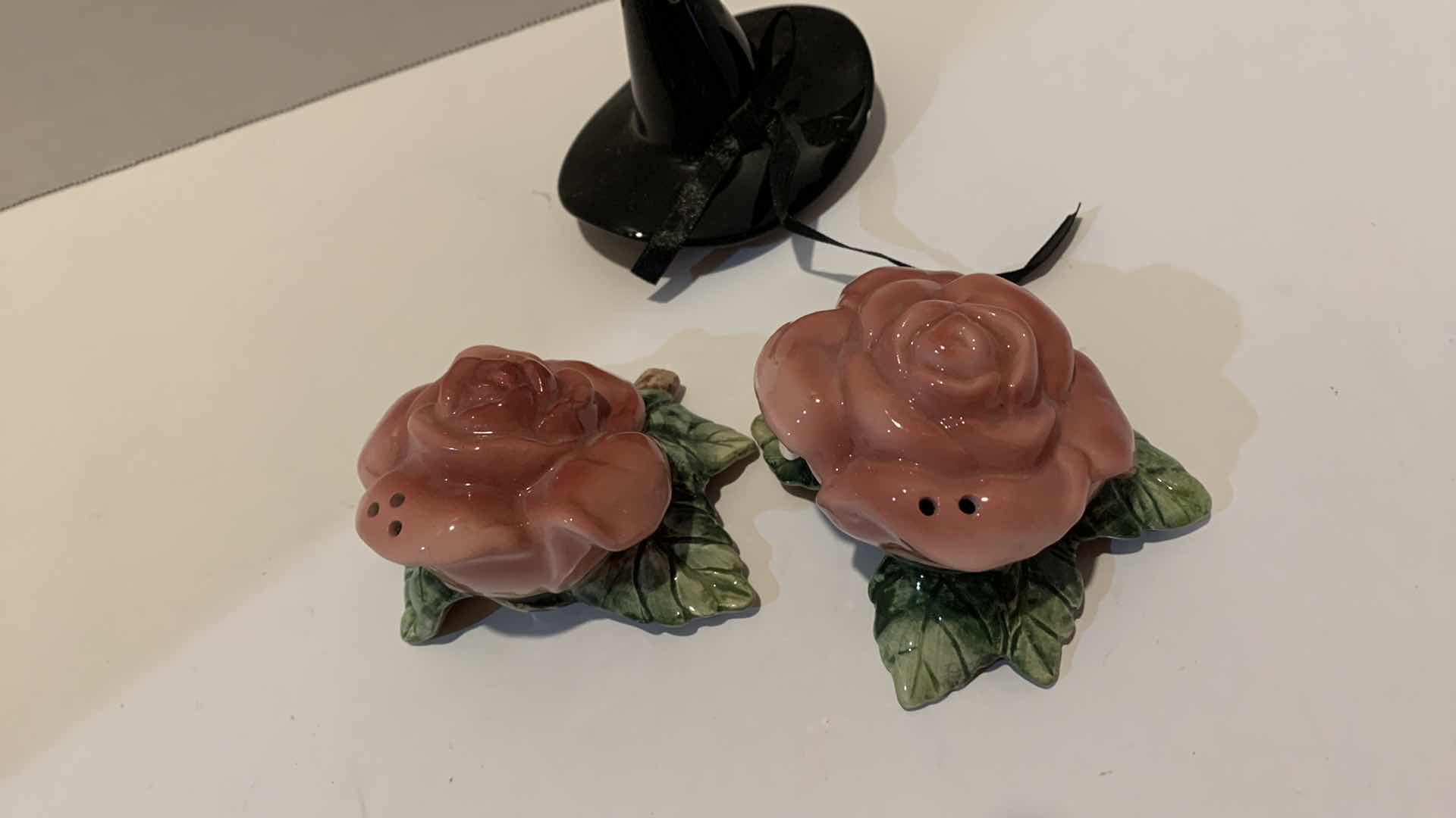 Photo 1 of 3 PCS ROSE PAPER AND SALT SHAKER