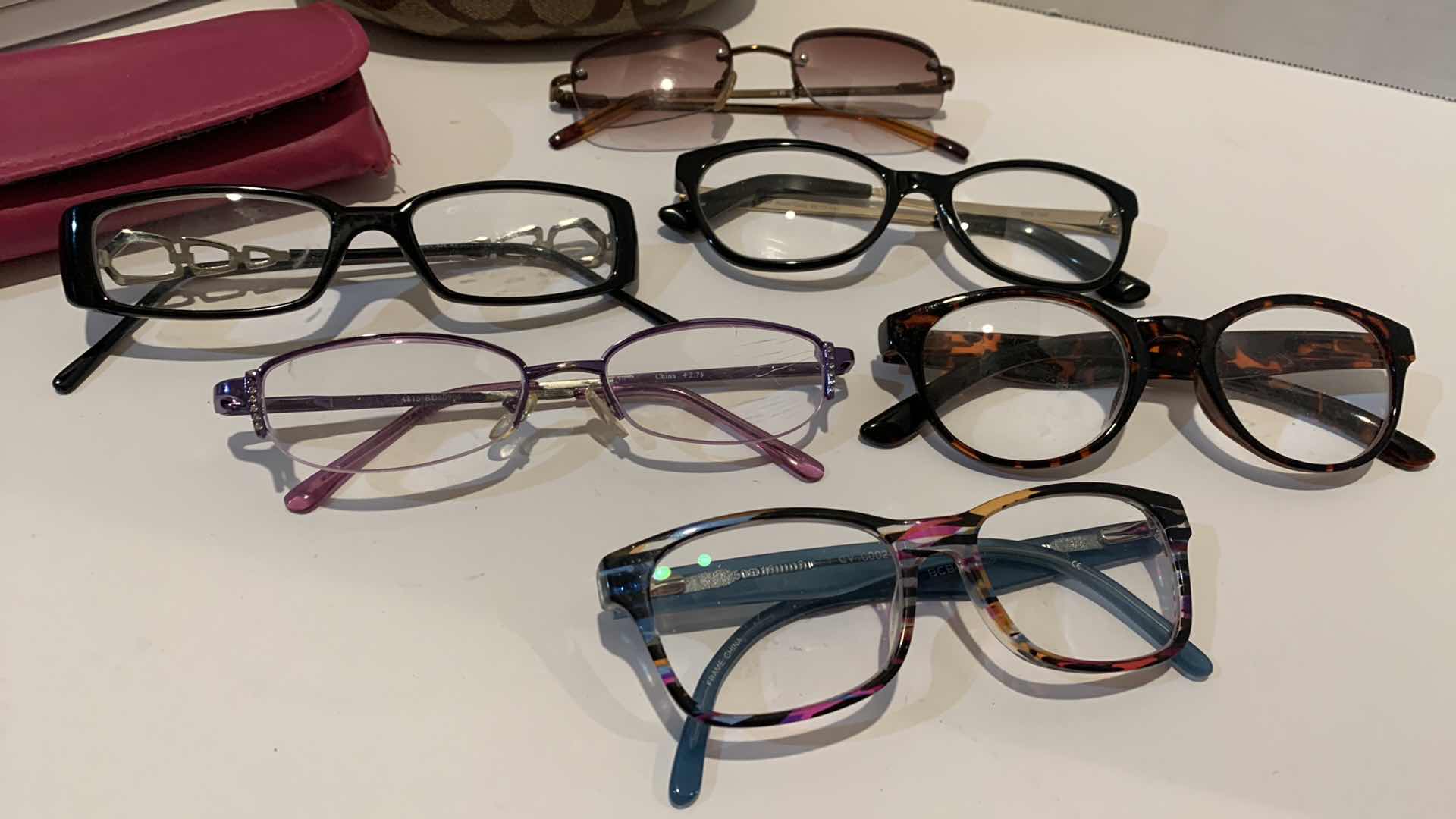 Photo 2 of ASSORTED DESIGN WOMEN READING GLASSES