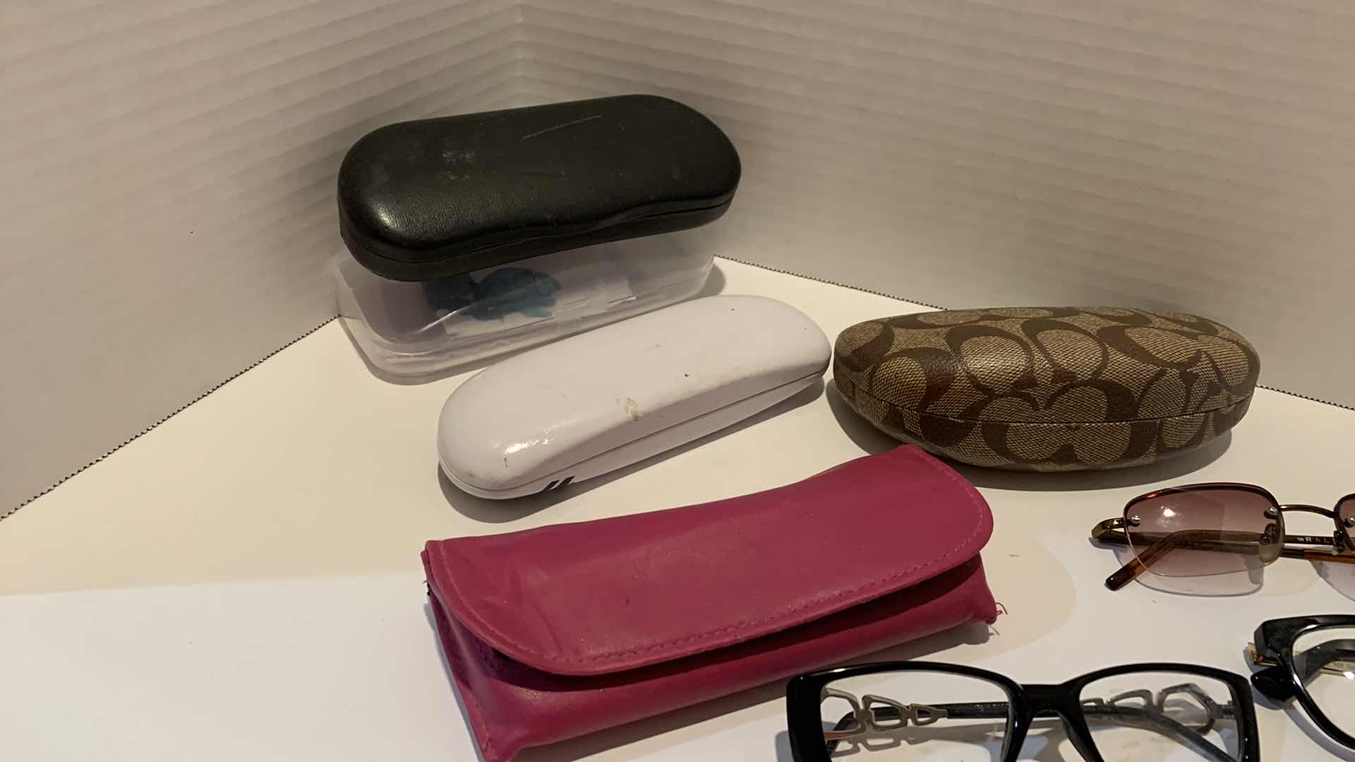 Photo 4 of ASSORTED DESIGN WOMEN READING GLASSES