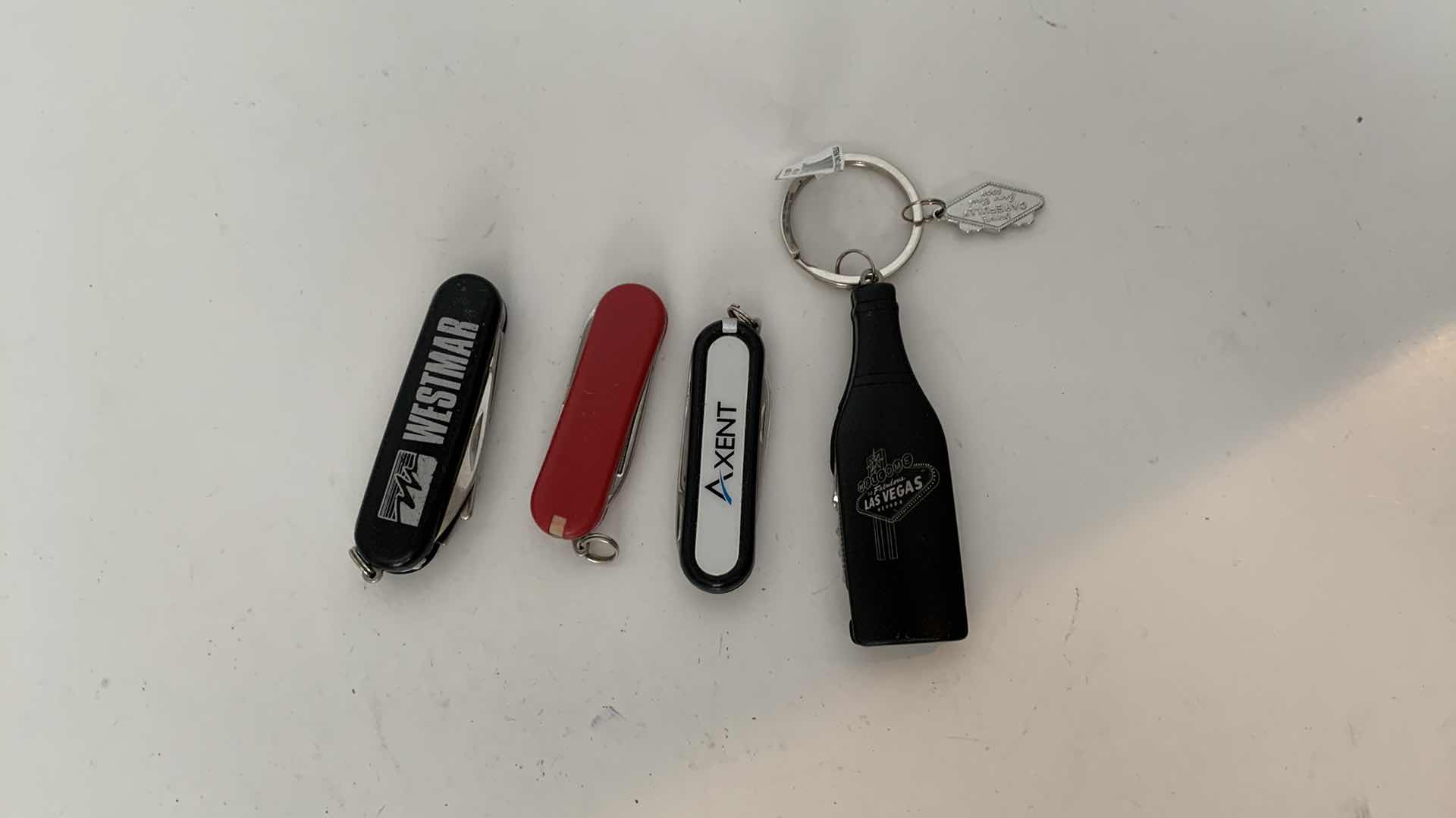 Photo 1 of 4 PCS MULTIPURPOSE KNIVES