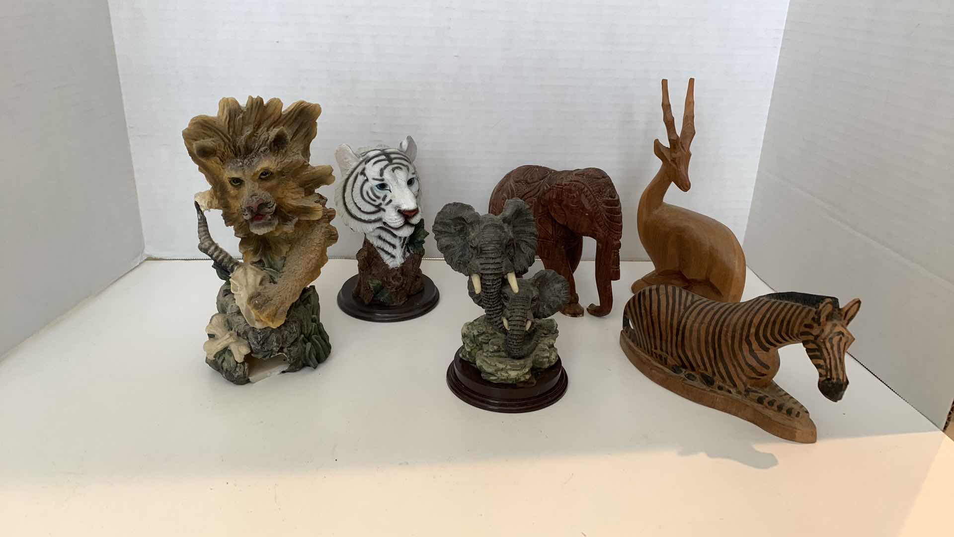 Photo 1 of 6 PC ANIMAL FIGURES