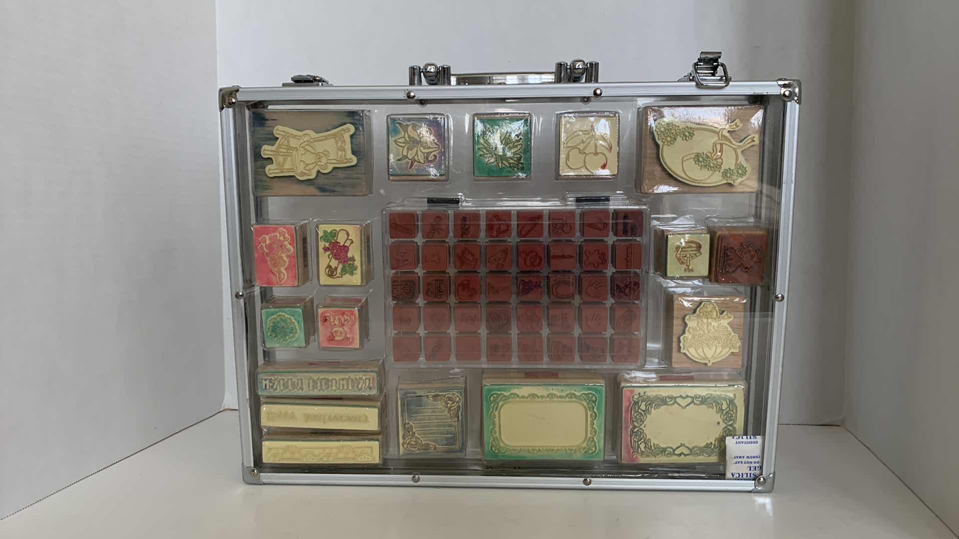 Photo 1 of 40 MINI STAMPS THEME SET