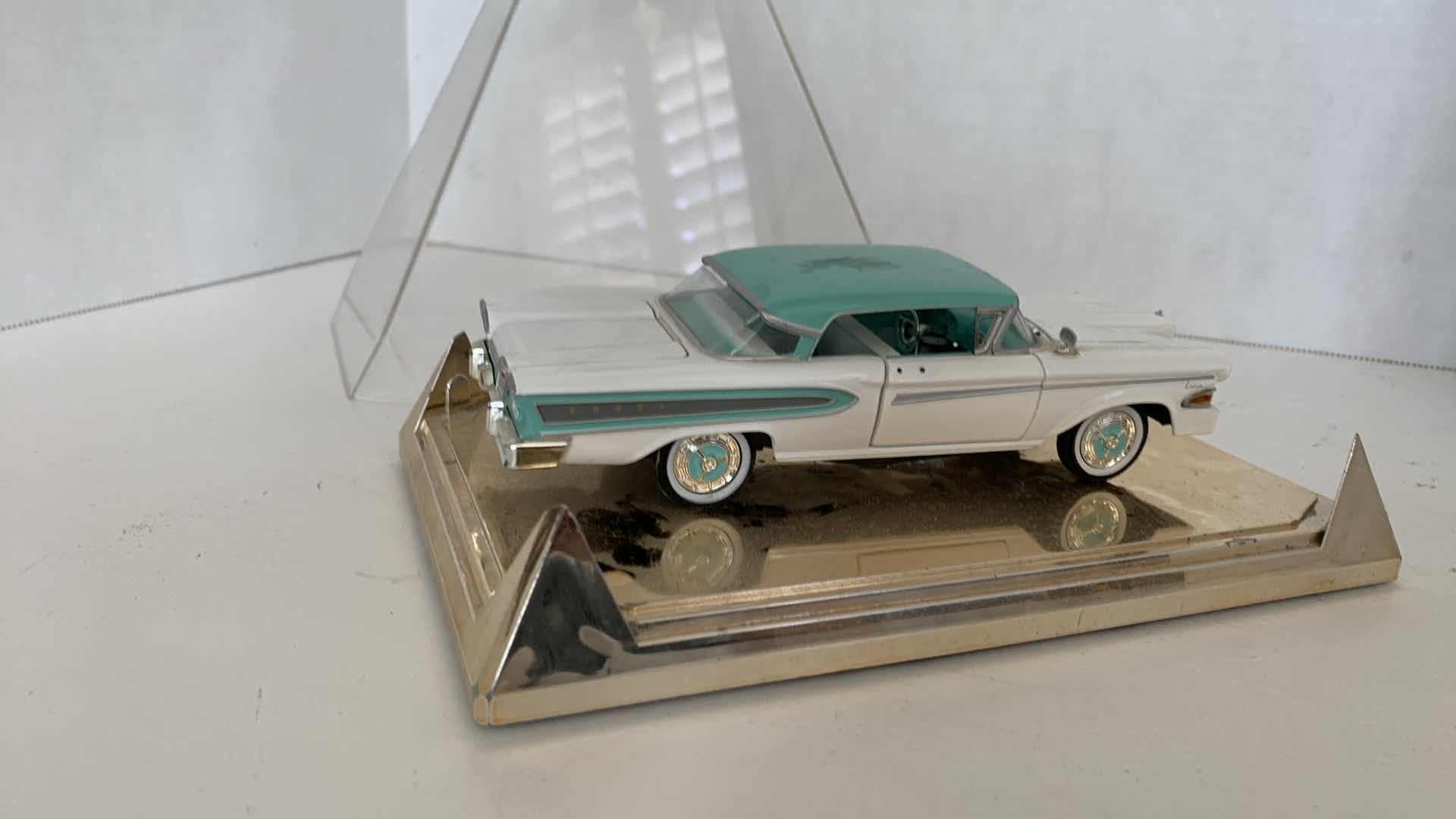 Photo 1 of 1958 FORD EDSEL CAR W CASE