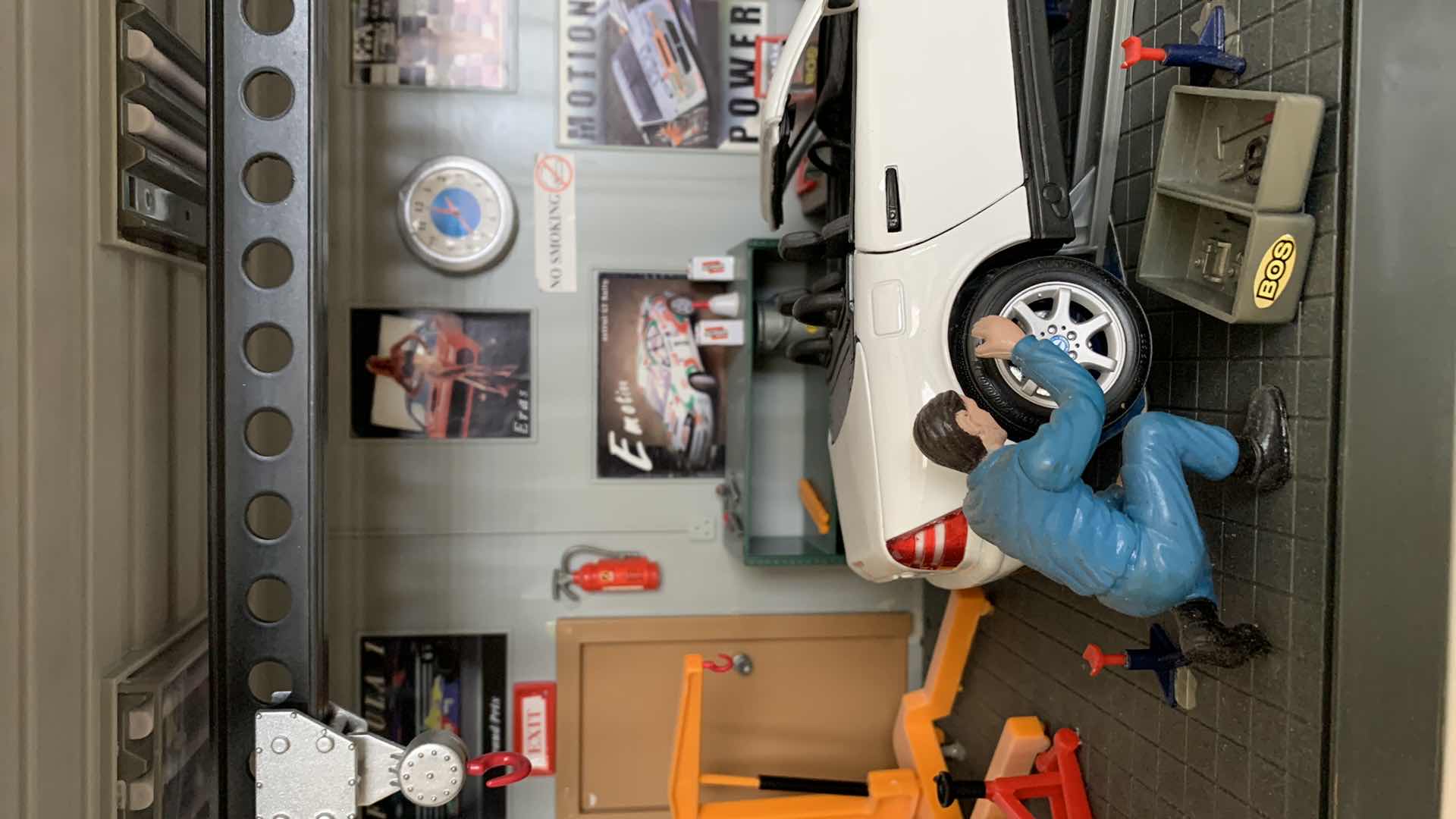Photo 1 of CAR MECHANIC SHOP MINIATURE 20”X9”x 8”