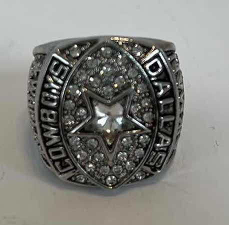 Photo 1 of DALLAS COWBOYS WORLD CHAMPIONS 1992 XXVII RING
