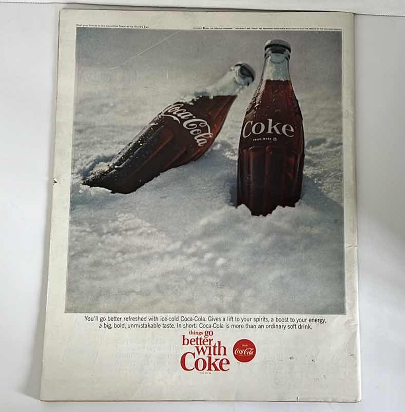 Photo 1 of COLLECTIBLE LIFE MAGAZINE 1965 MICKEY MANTLE COVER