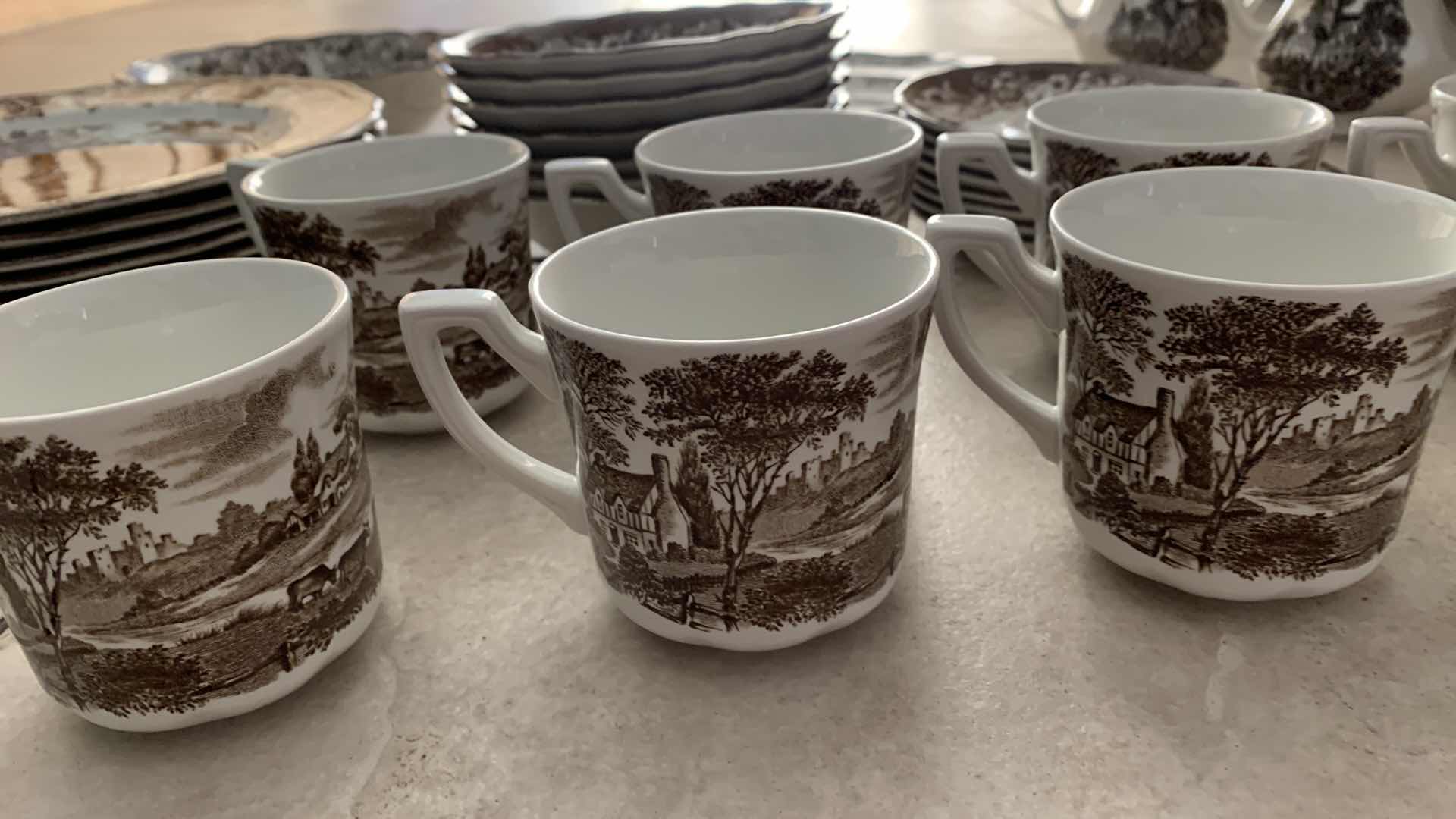 Photo 1 of 43 PIECE SET OF ROYAL STRATTFORDSHIRE STRATTFORD STAGE IRONSTONE BY J. & G. MEAKIN MADE IN ENGLAND