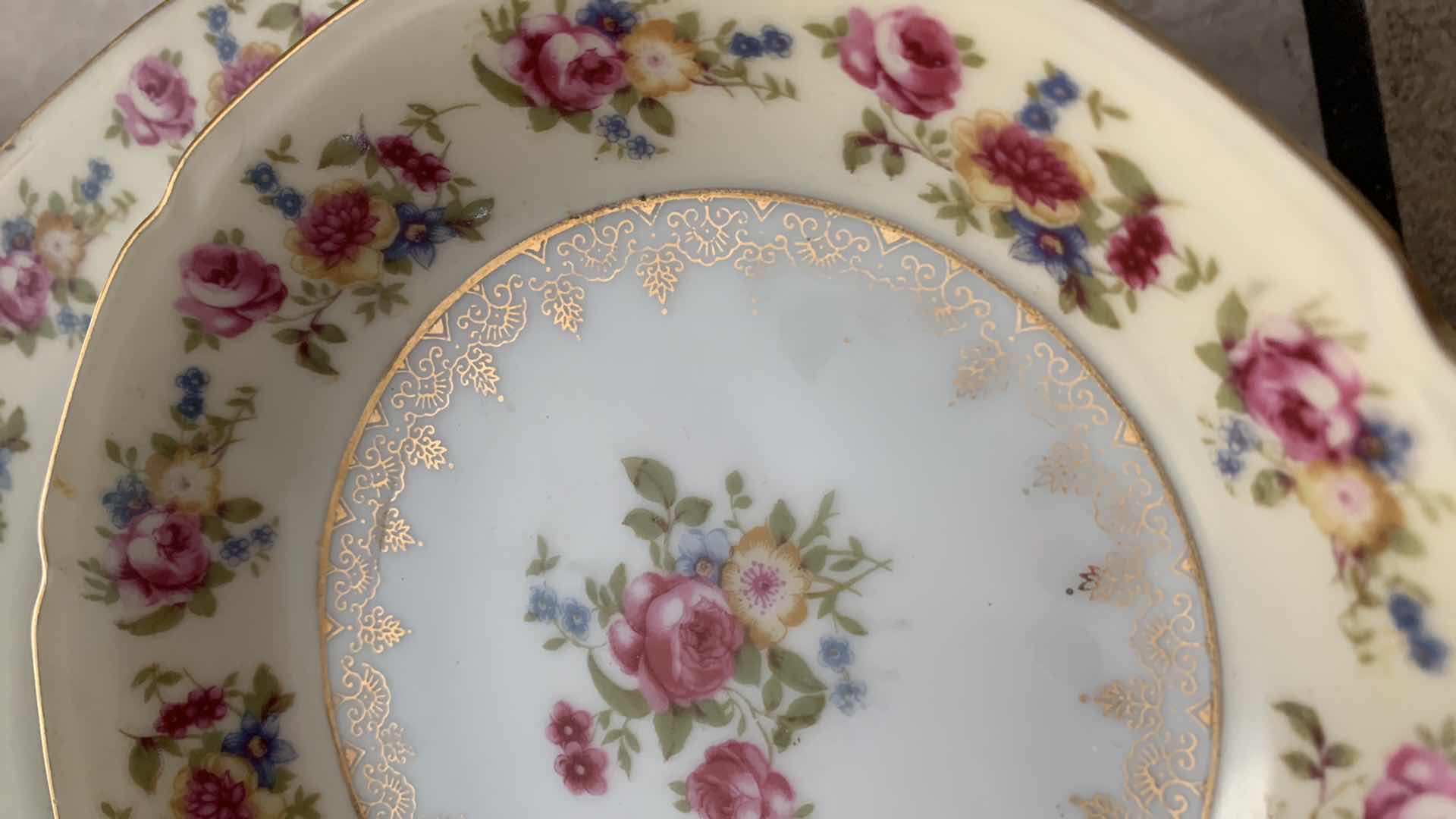 Photo 3 of 22 PIECE GOLD CASTLE MADE IN JAPAN DISHES