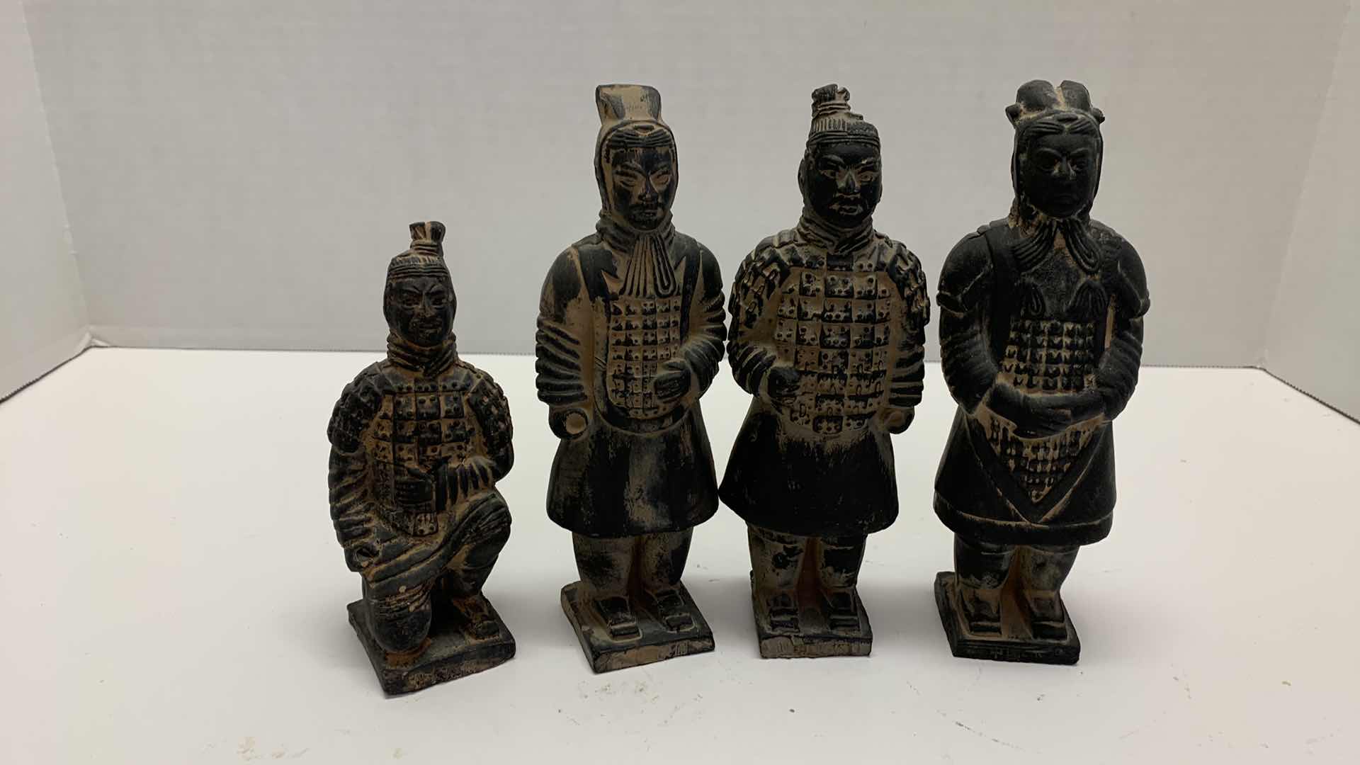 Photo 1 of 4 CHINESE TERRA COTTA WORRIORS TALLEST 7"