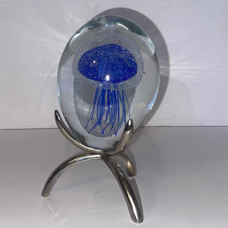 Photo 1 of JELLYFISH GLASS PAPERWEIGHT 6”