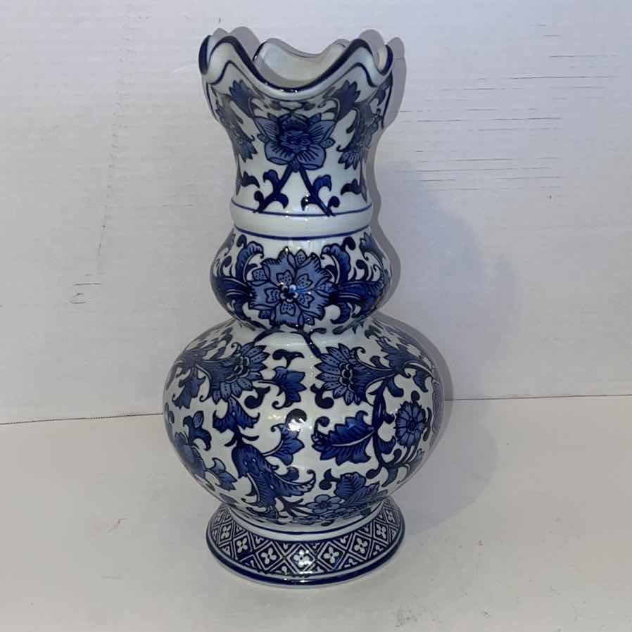 Photo 1 of ENGLISH CHINOISERIE FLOW BLUE CERAMIC PITCHER OR VASE 14” H