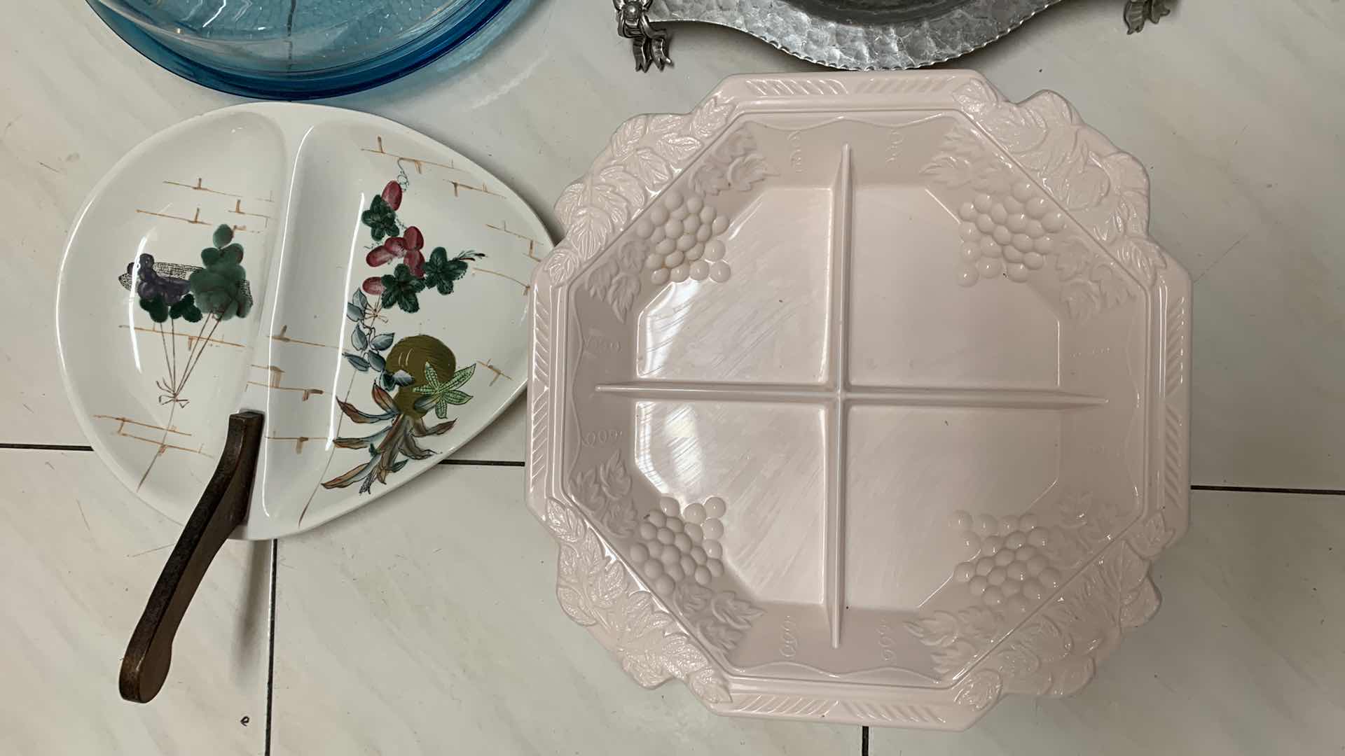 Photo 1 of ASSORTED DISHES AND CONTAINERS