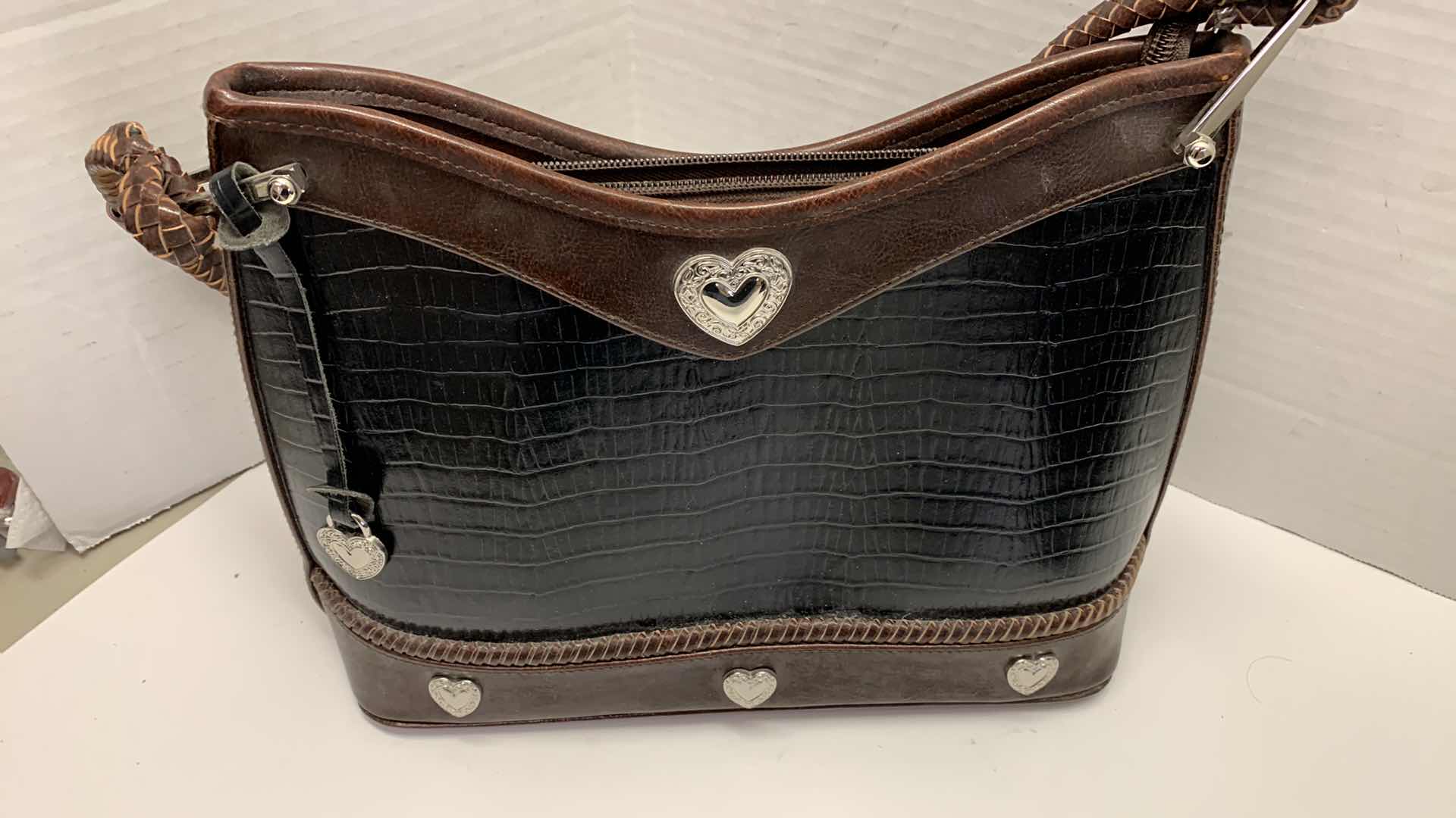 Photo 1 of BRIGHTON TOTE LEATHER HANDBAG W SILVER HEART ACCENTS,  KATHY VAN ZEELAND CREDIT CARD CROSS BODY BAG