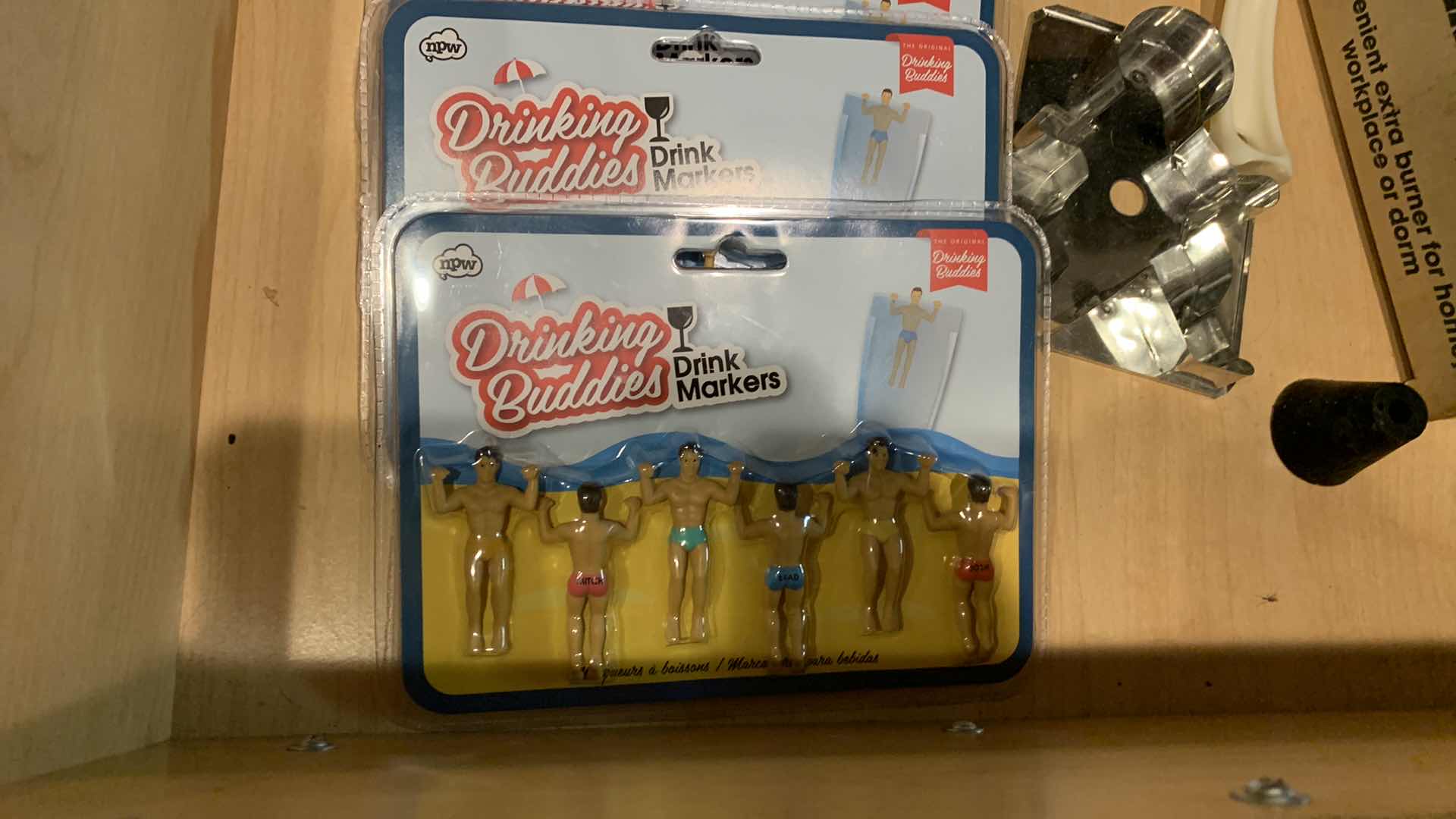 Photo 1 of CONTENTS OF DRAWER