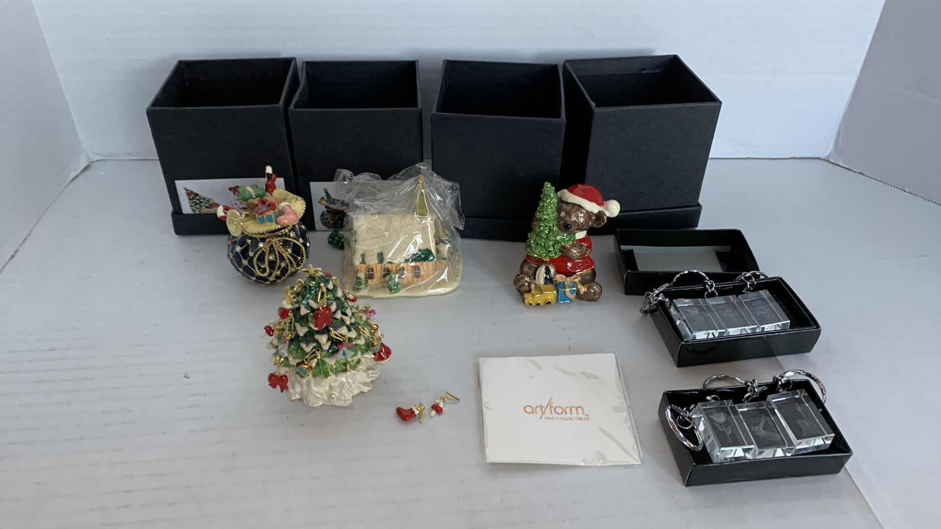 Photo 1 of CHRISTMAS DECORATIONS