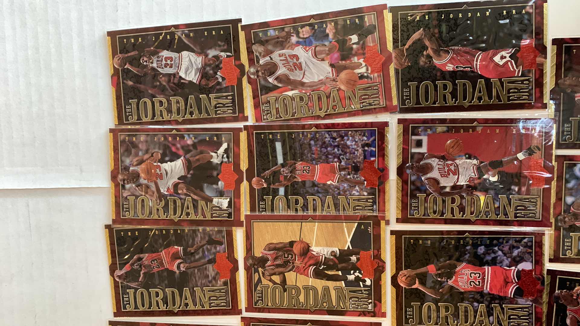Photo 1 of NBA MICHAEL JORDAN 1999 UPPER DECK ATHLETE OF THE CENTURY