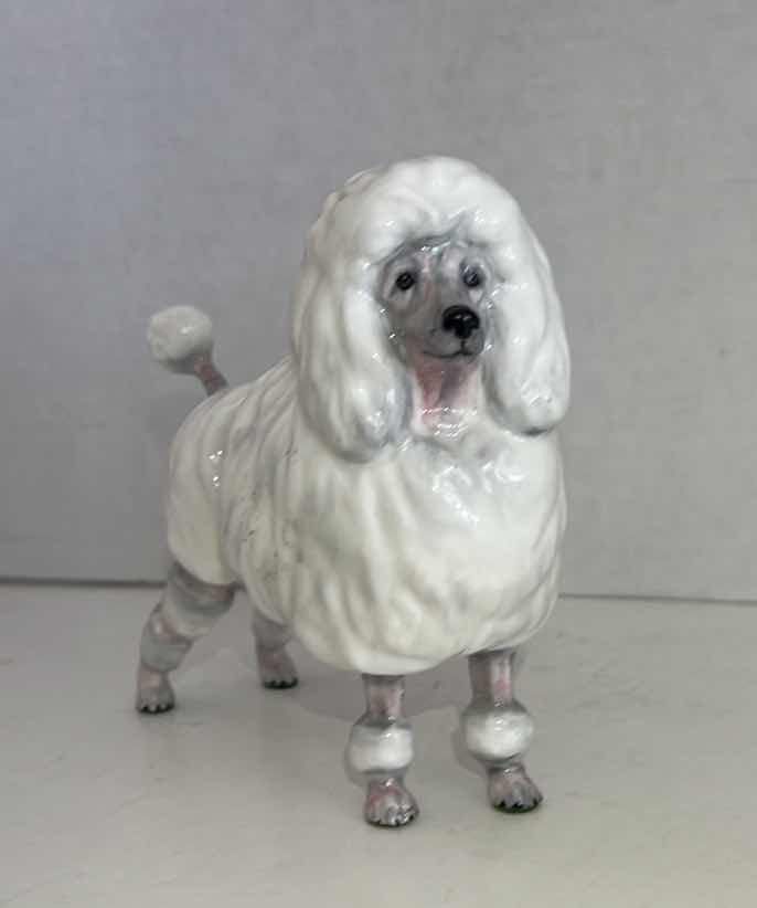 Photo 1 of ROYAL DOULTON FRENCH POODLE DOG FIGURINE 5.25”