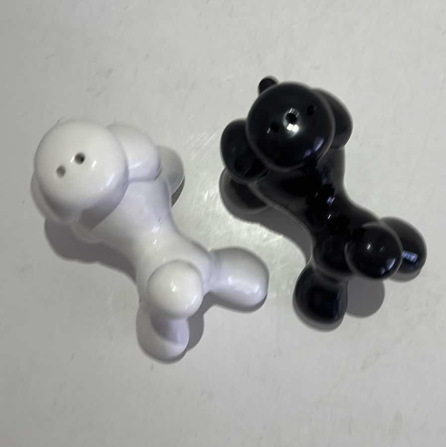 Photo 1 of CERAMIC POODLE DOG BLACK & WHITE SALT & PEPPER SHAKERS-2 2.75”