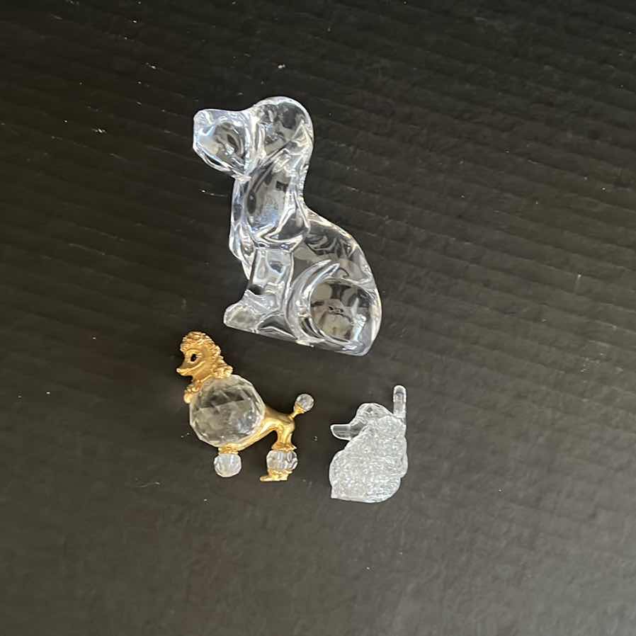 Photo 1 of CRYSTAL BASSETT HOUND AND POODLE LOT 3 3.5”