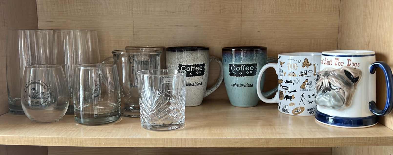 Photo 1 of CONTENTS ON SHELF