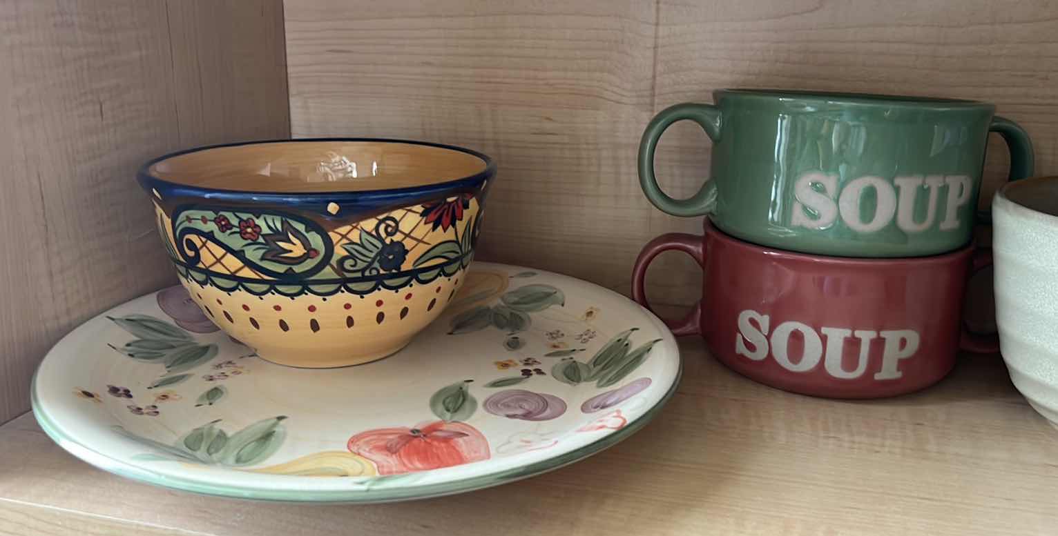 Photo 1 of CONTENTS ON SHELF