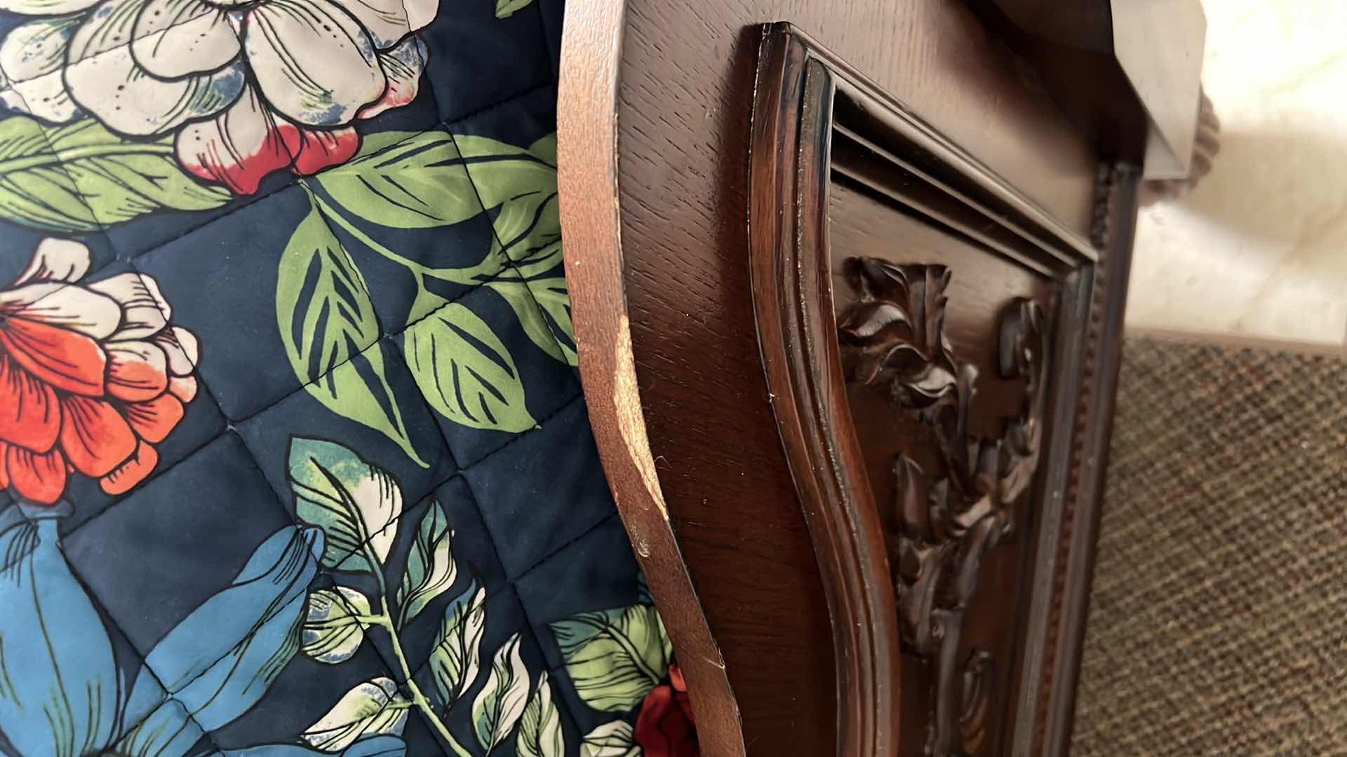 Photo 1 of ISABELLA BEDROOM COLLECTION POST BED CALIFORNIA KING.