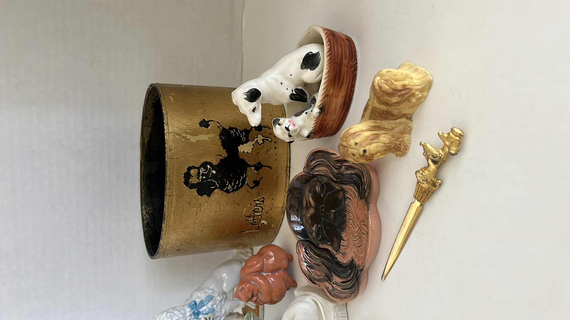Photo 3 of LOT 12 DOG COLLECTIBLES
